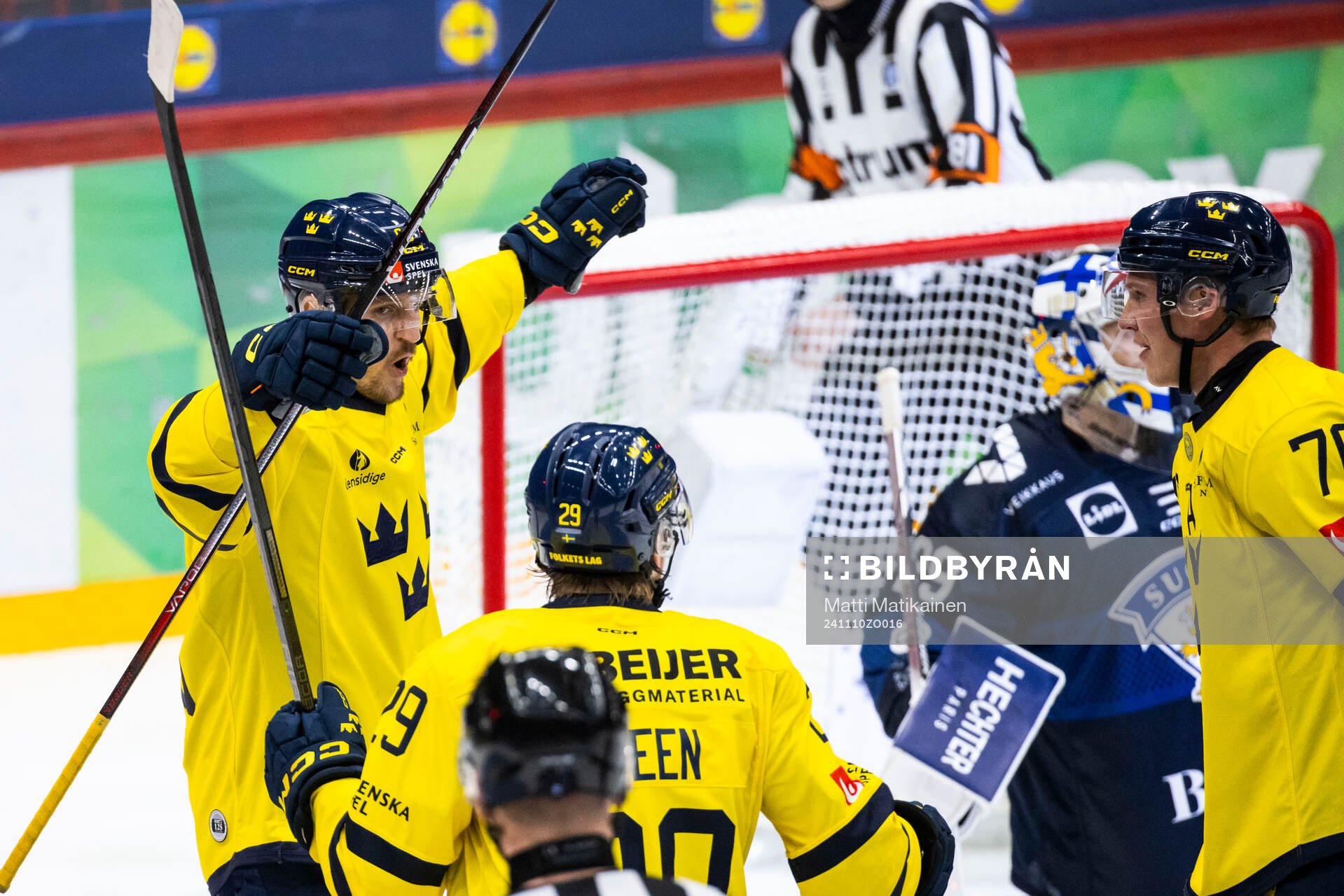 Patrik Karlkvist of Sweden celebrates scoring 4-4