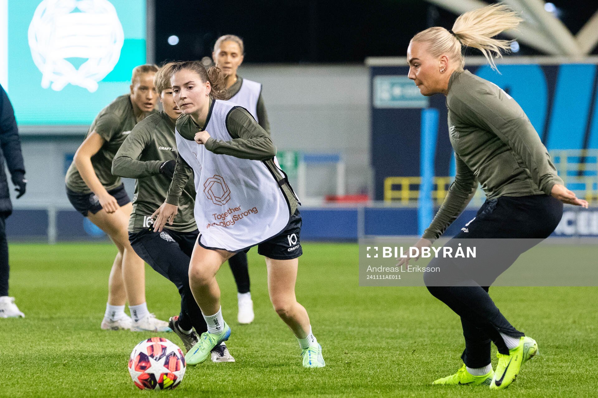 Smilla Vallotto and Cathinka Tandberg of Hammarby