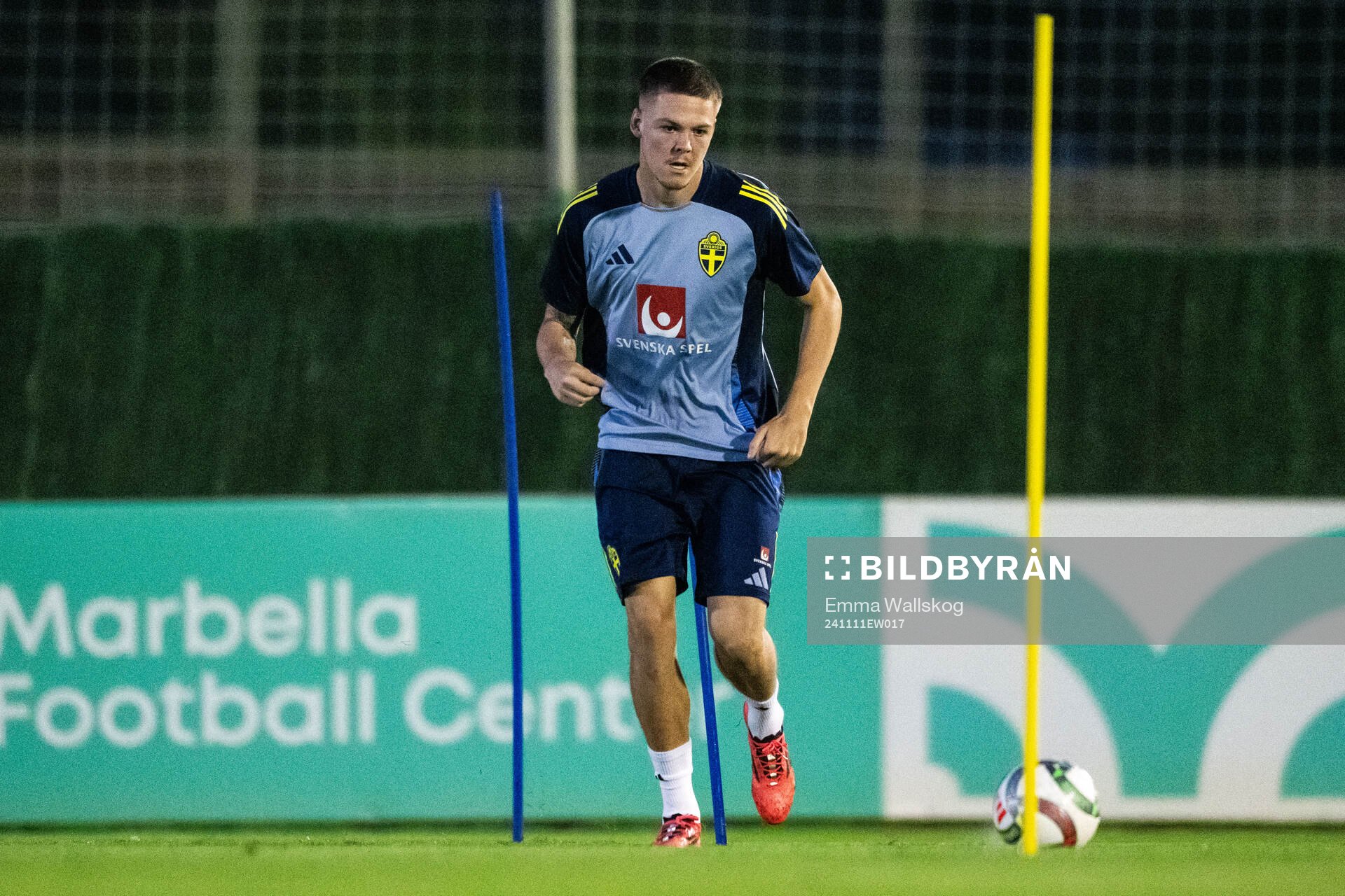 Emil Holm of the Swedish men's football national team at a training session on November 11, 2024 in Marbella. 