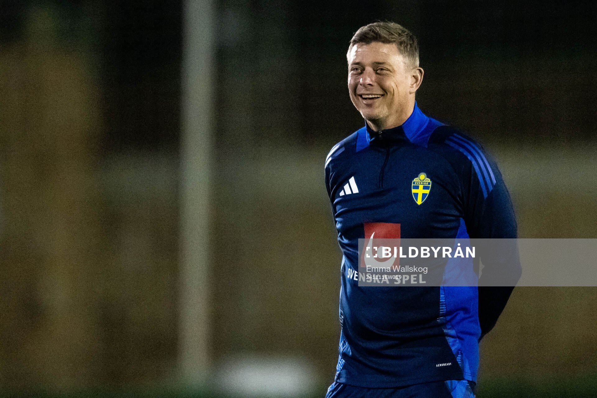 Head coach Jon Dahl Tomasson of the Swedish men's football