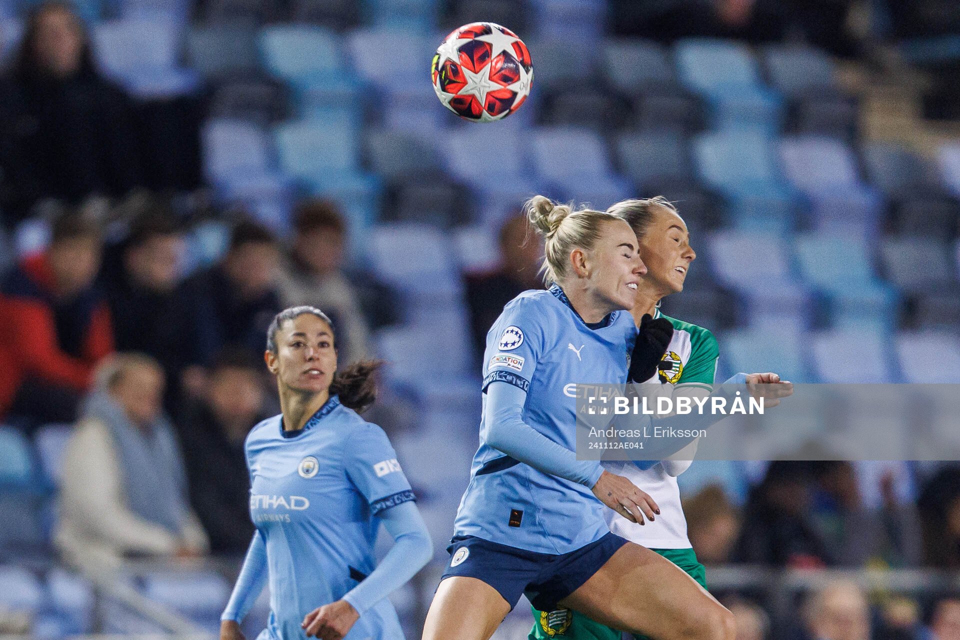 Alex Greenwood of Manchester City and Ellen Wangerheim of