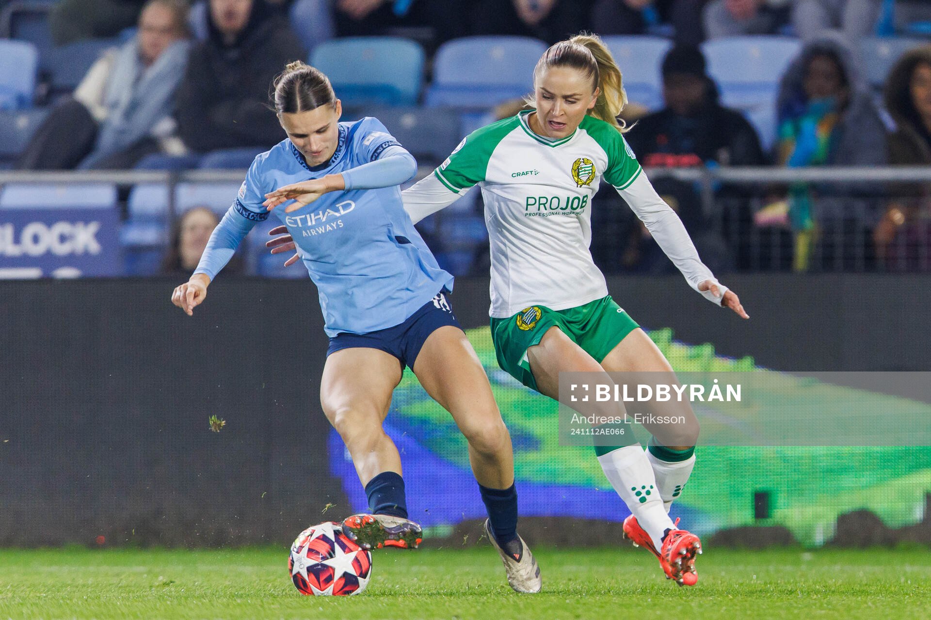 Kerstin Casparij of Manchester City and Anna Jösendal of