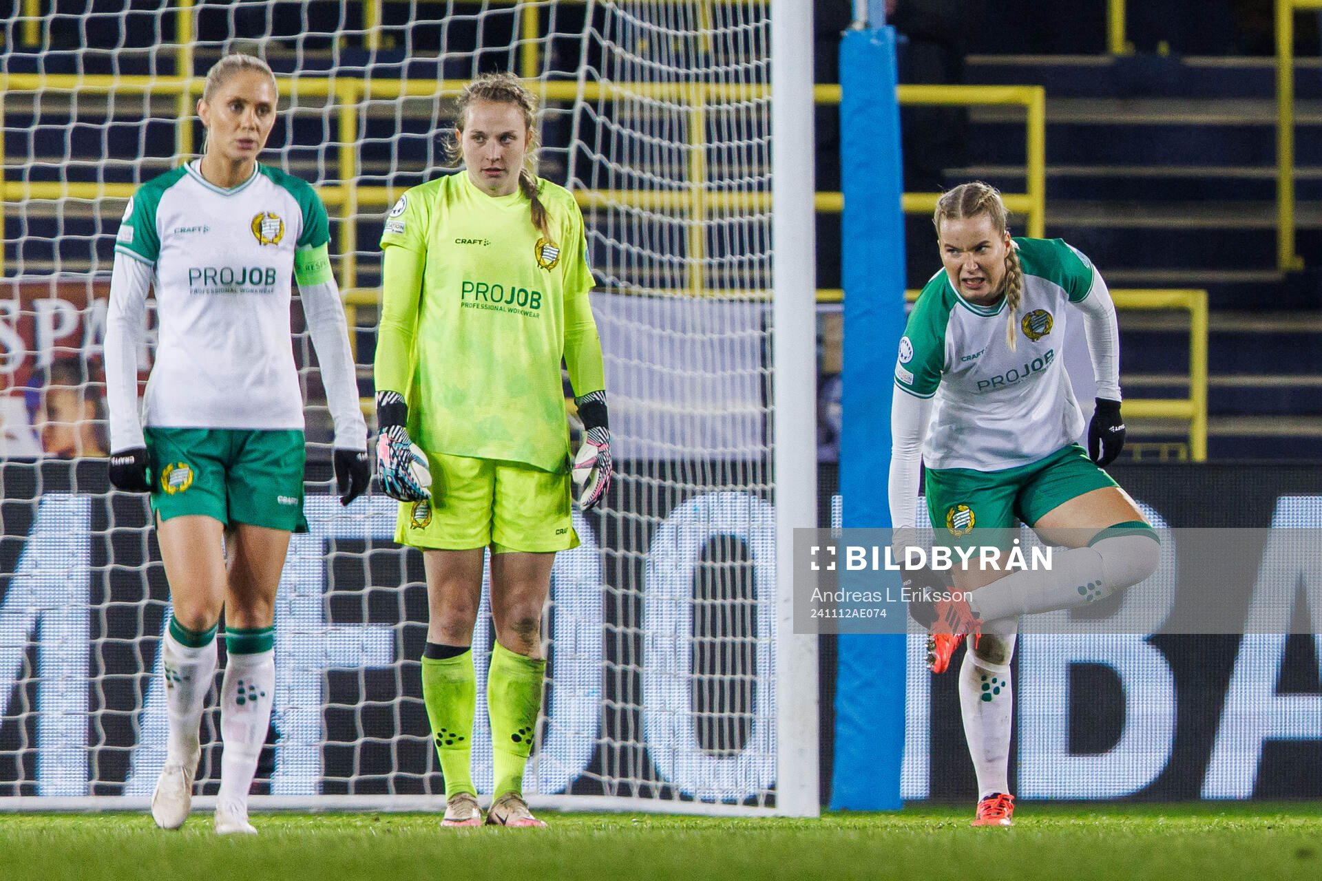 Alice Carlsson, goalkeeper Anna Tamminen and Eva Nyström