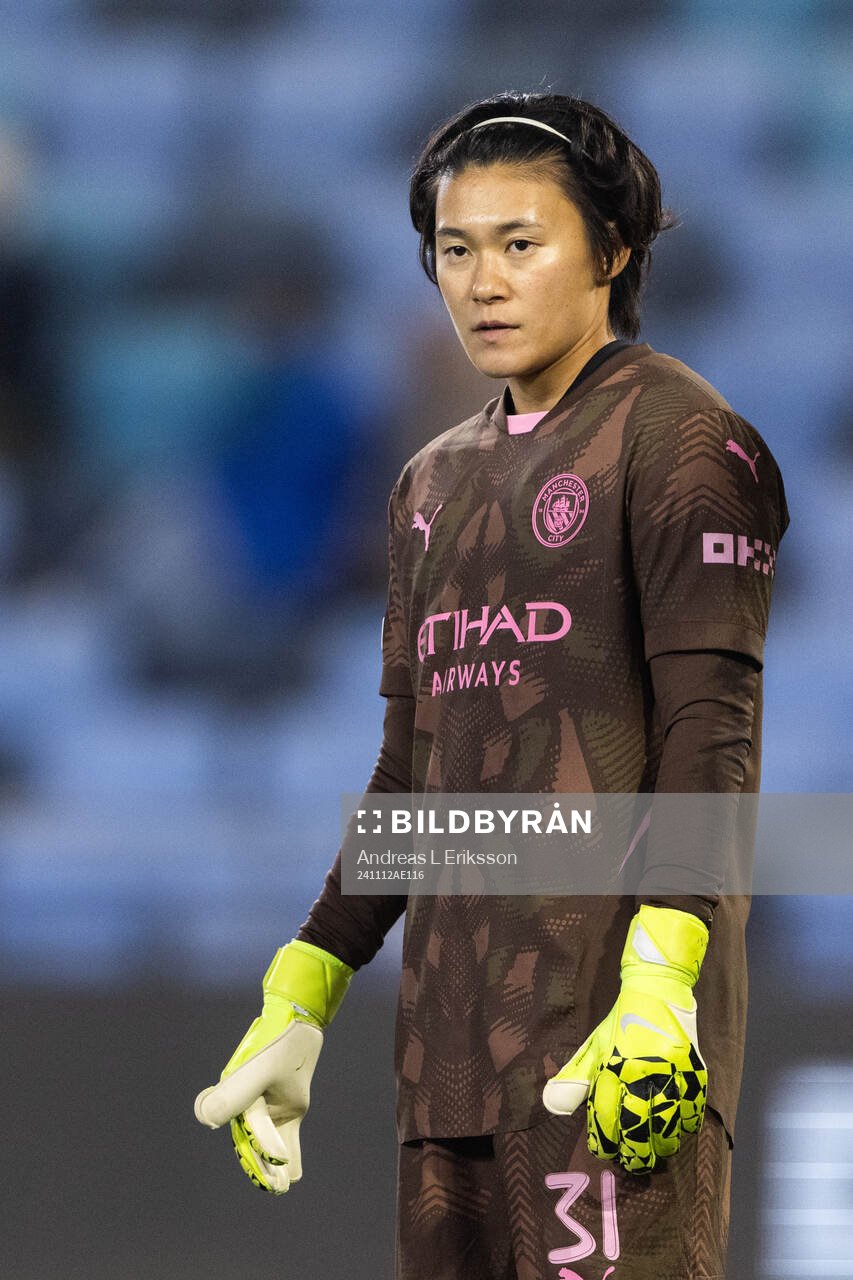 Goalkeeper Ayaka Yamashita of Manchester City