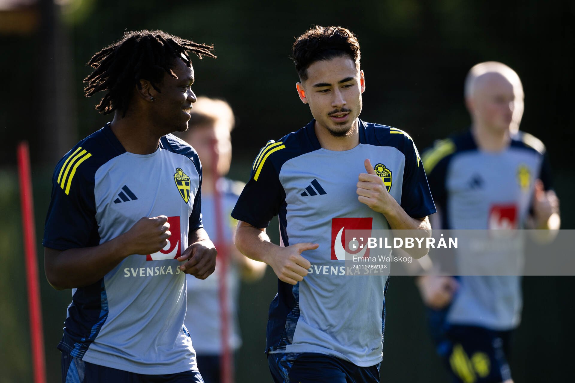 Jeremy Agbonifo and Adrian Skogmar during a training session with the Swedish under-21 national football team on November 12, 2024 in Marbella. 