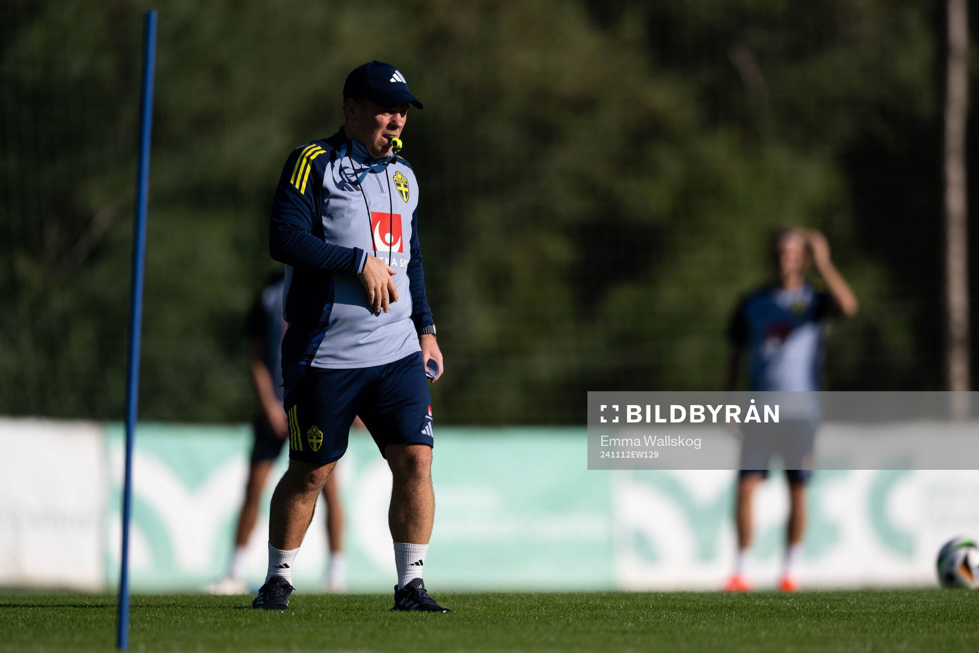 Assistant coach Viktor Eriksson