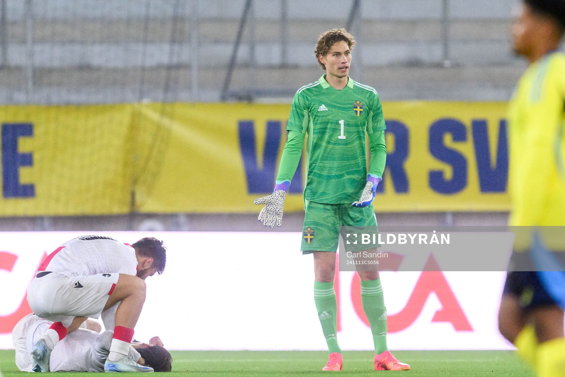 Goalkeeper William Nieroth Lundgren of Sweden