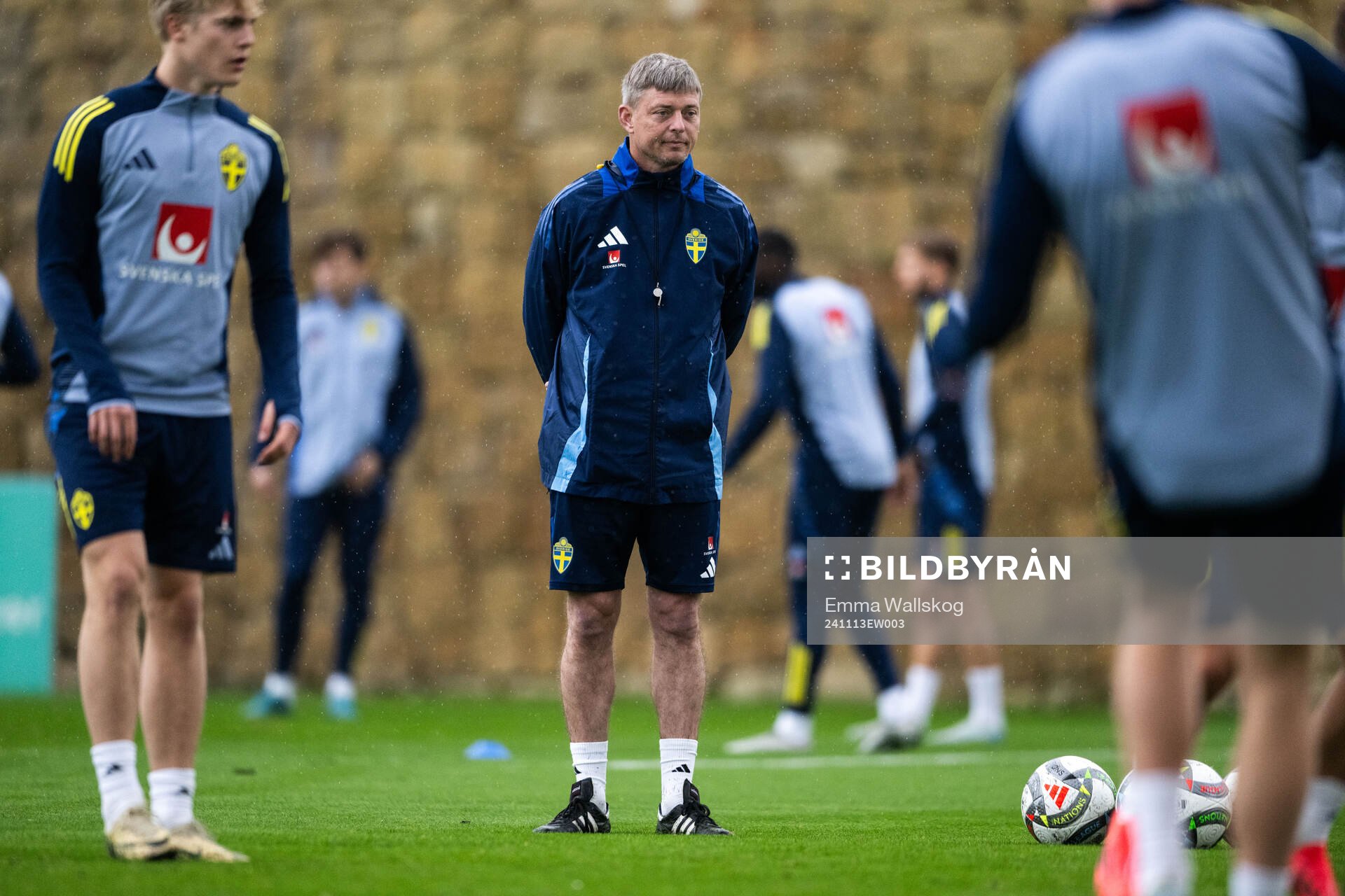 Head coach Jon Dahl Tomasson of the Swedish men's football