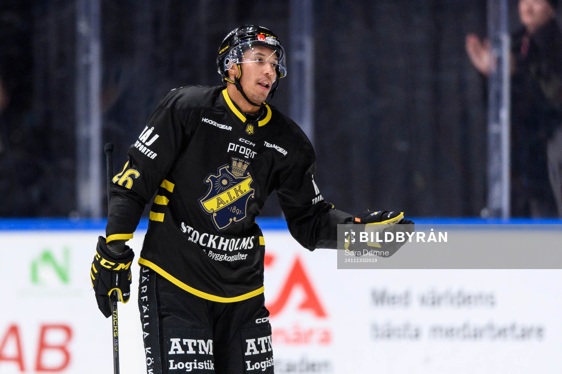 AIKs Oscar Nord jublar
