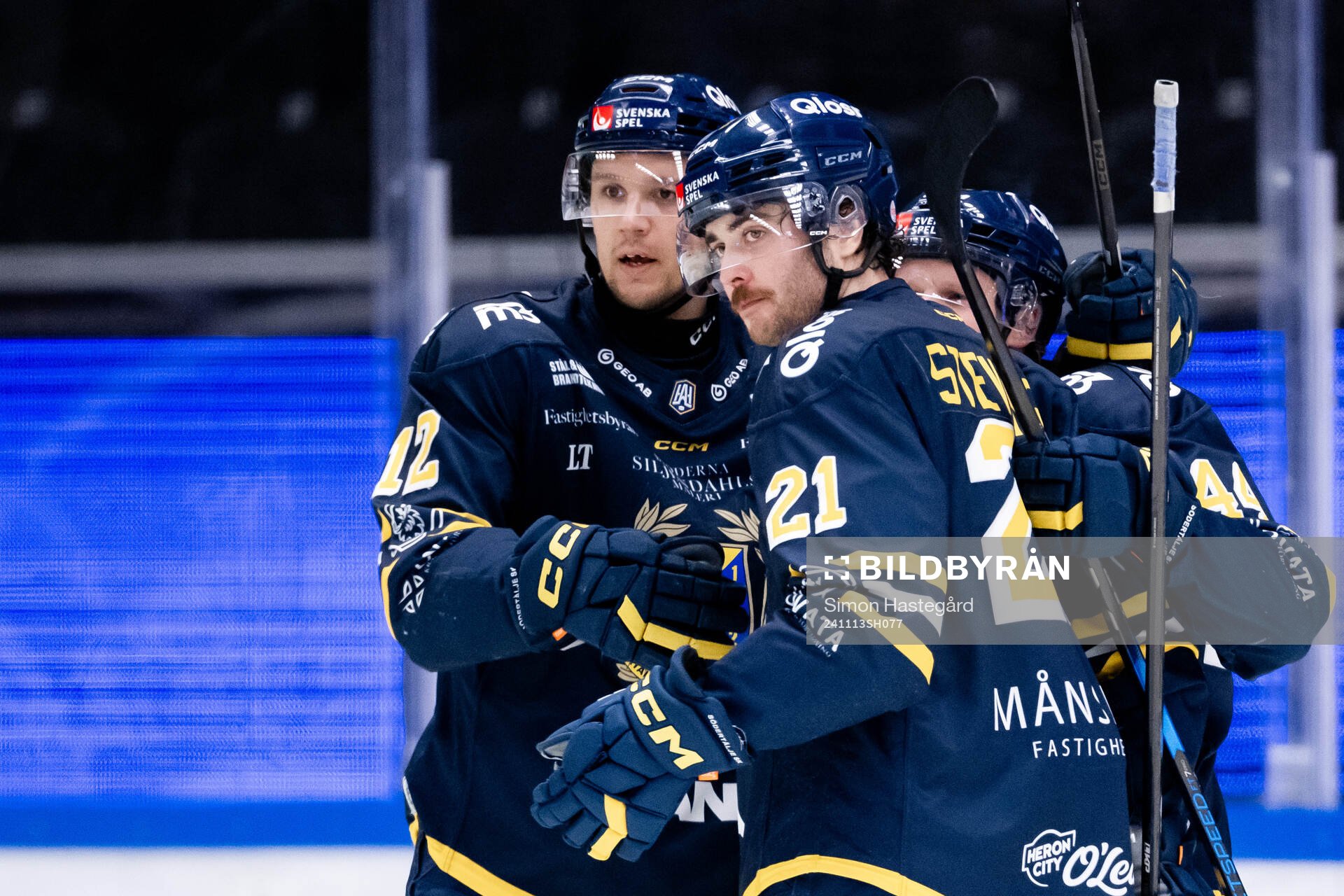 Södertäljes Nolan Stevens jublar
