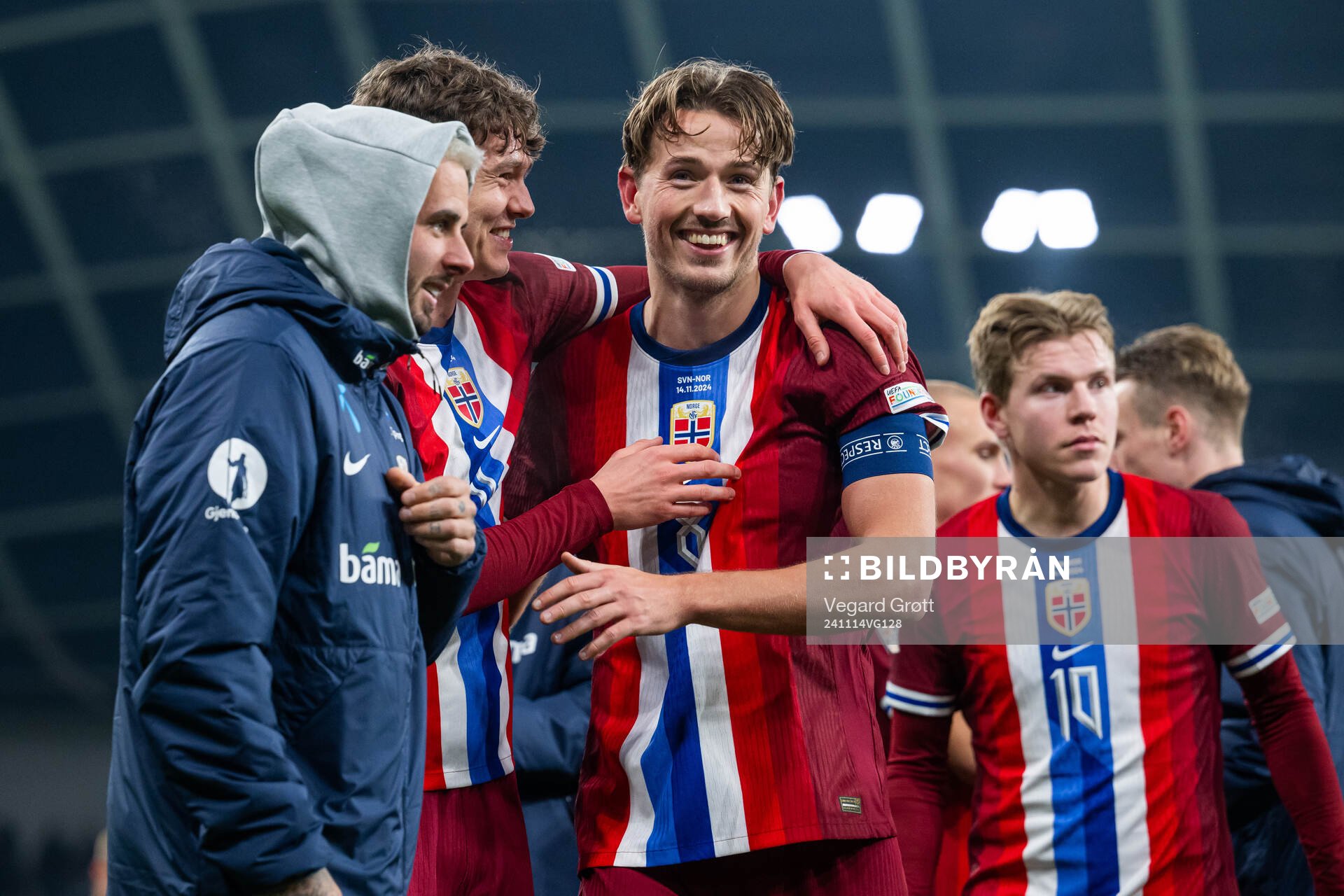 Jørgen Strand Larsen and Sander Berge of Norway celebrate