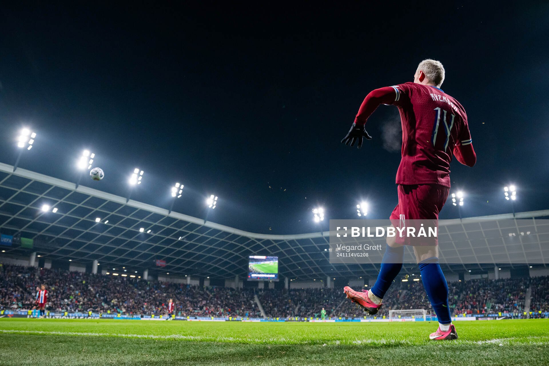 Julian Ryerson of Norway takes a corner kick