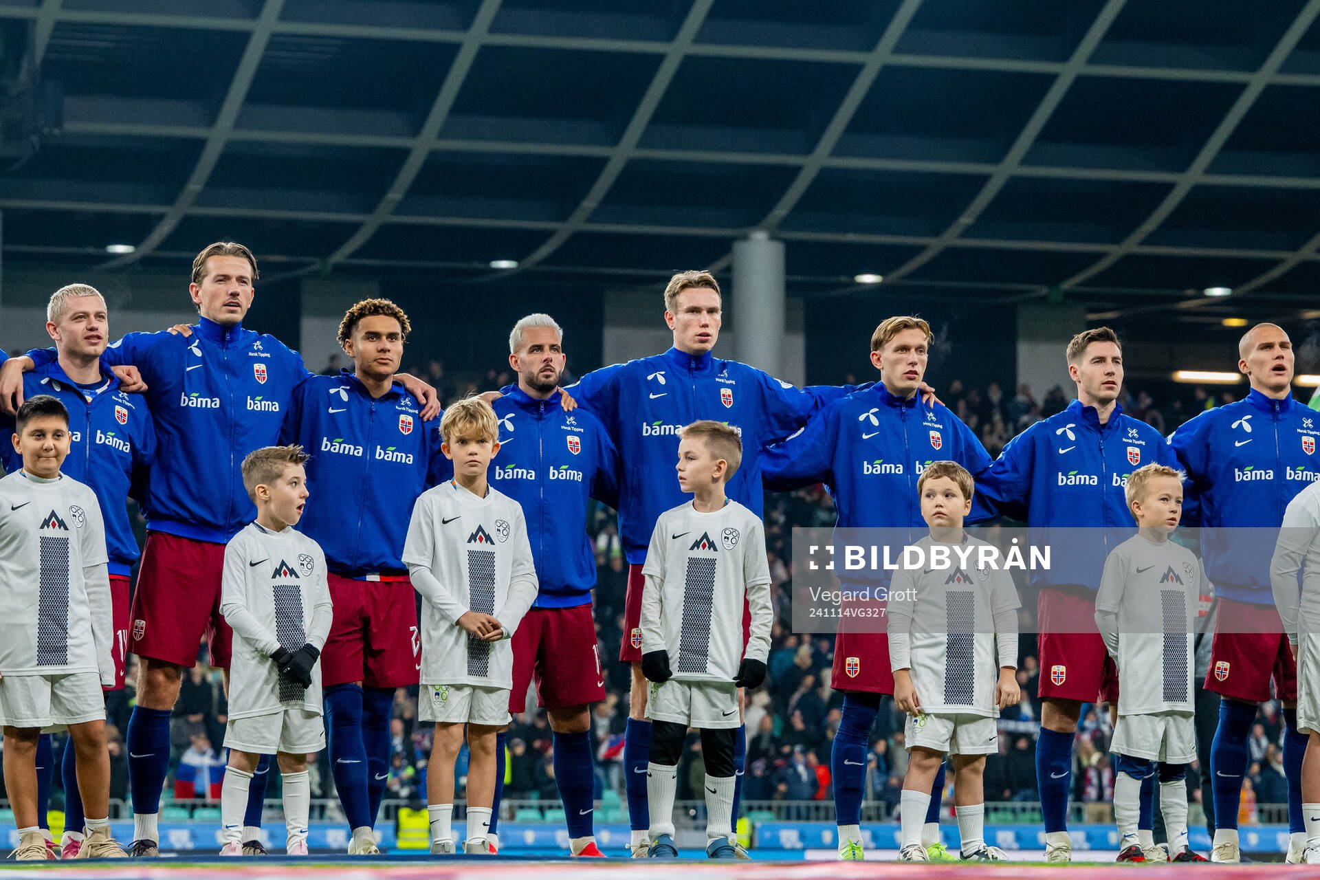 Players of Norway line up