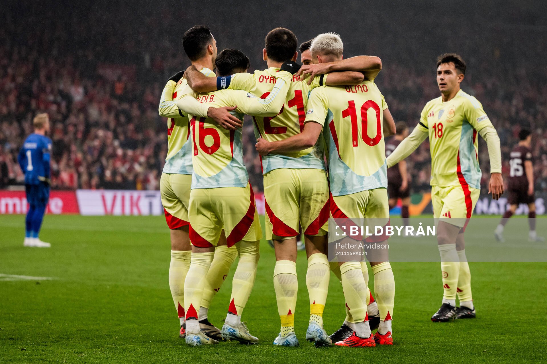 Mikel Oyarzabal of Spain celebrates with team mates