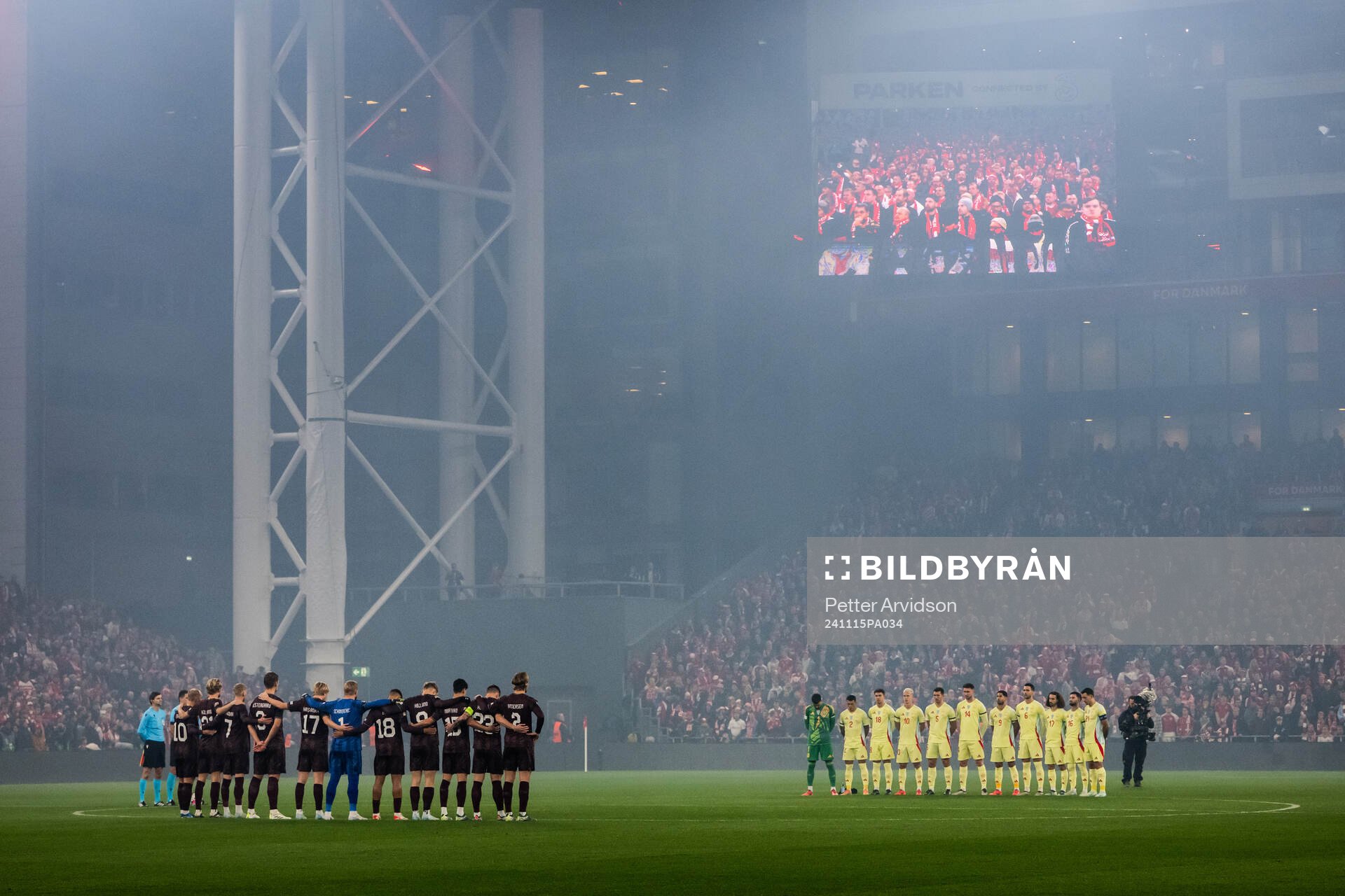 Moment of silence to honour the victims of flooding in Valencia ahead of the Nations League football match between Denmark and Spain on November 15, 2024 in Copenhagen.
