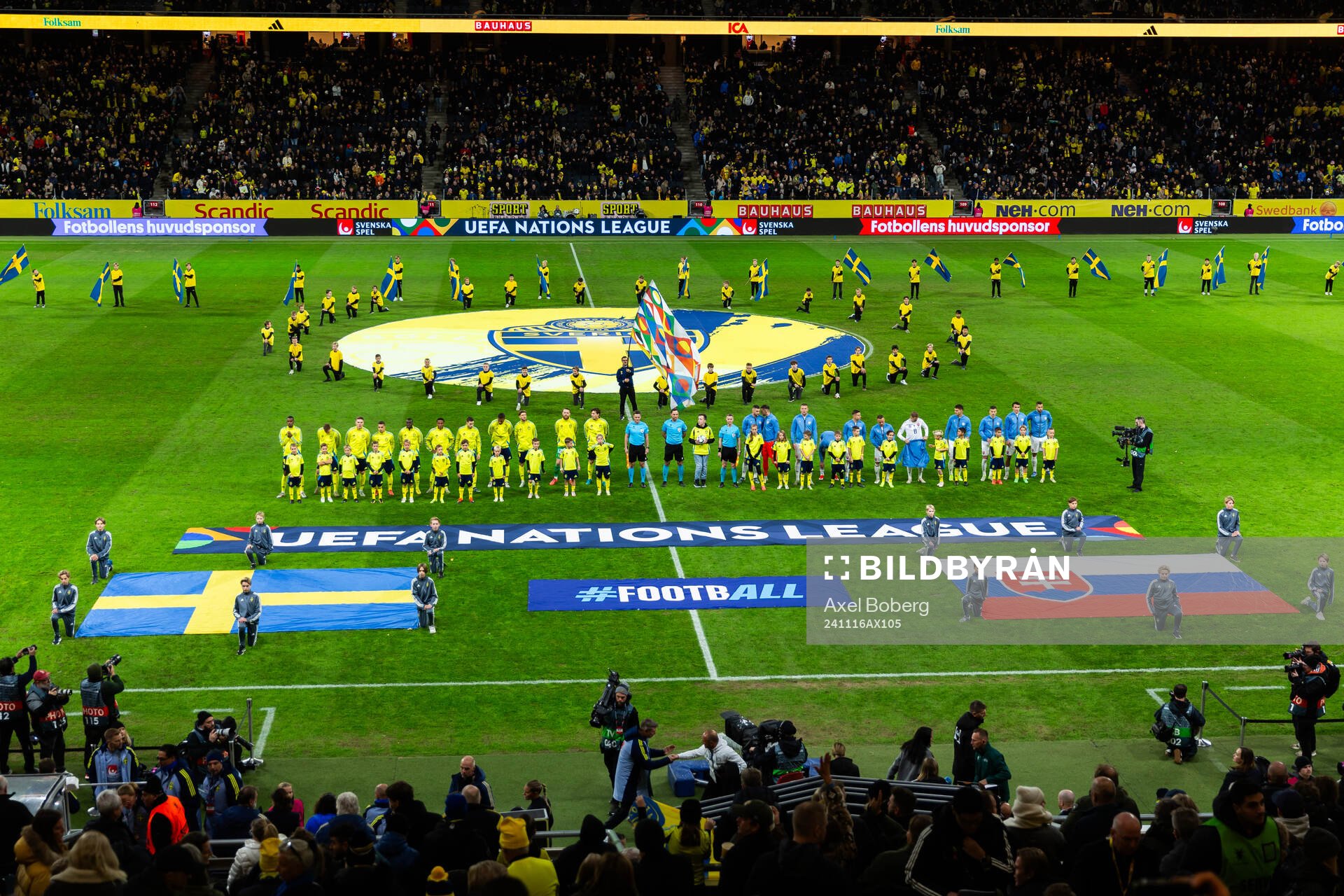 Players of both teams with mascots ahead of the Nations League football match between Sweden and Slovakia on November 16, 2024 in Stockholm.