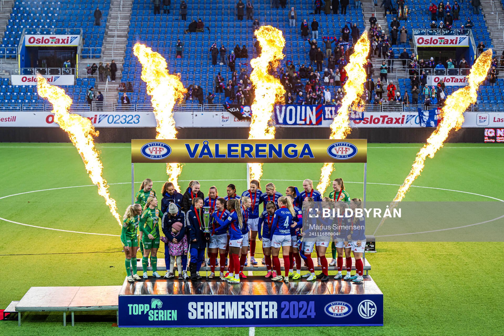 Players of Vålerenga celebrates with the trophy