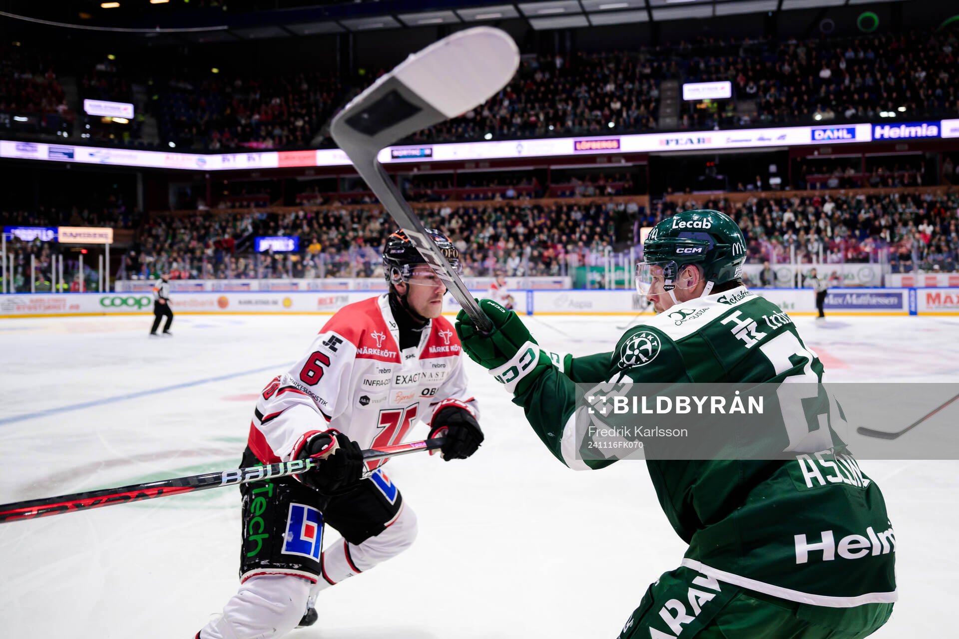 Örebros Filip Berglund och Färjestads Per Åslund