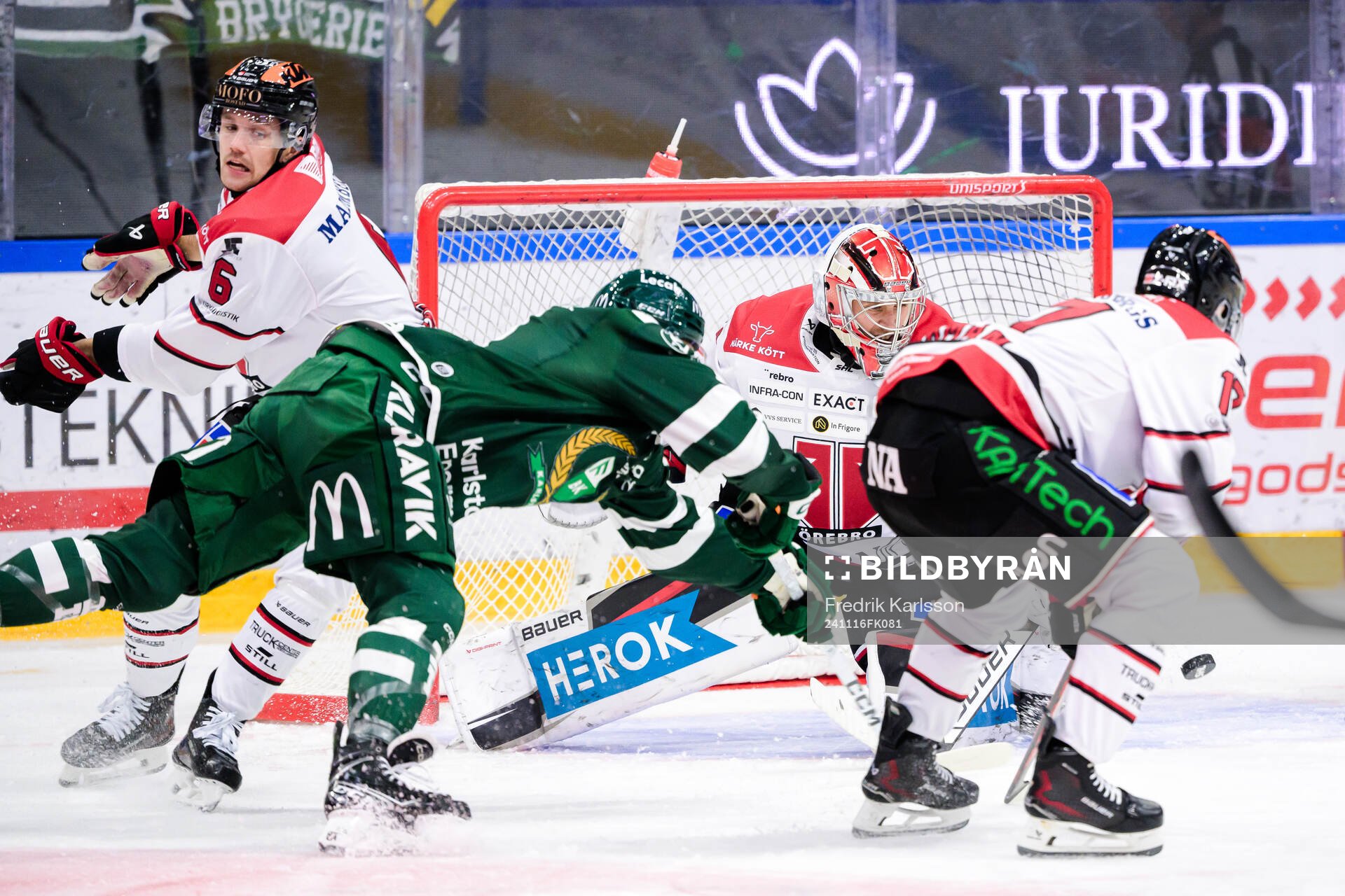 Örebros Filip Berglund och målvakt Jonas Arntzen