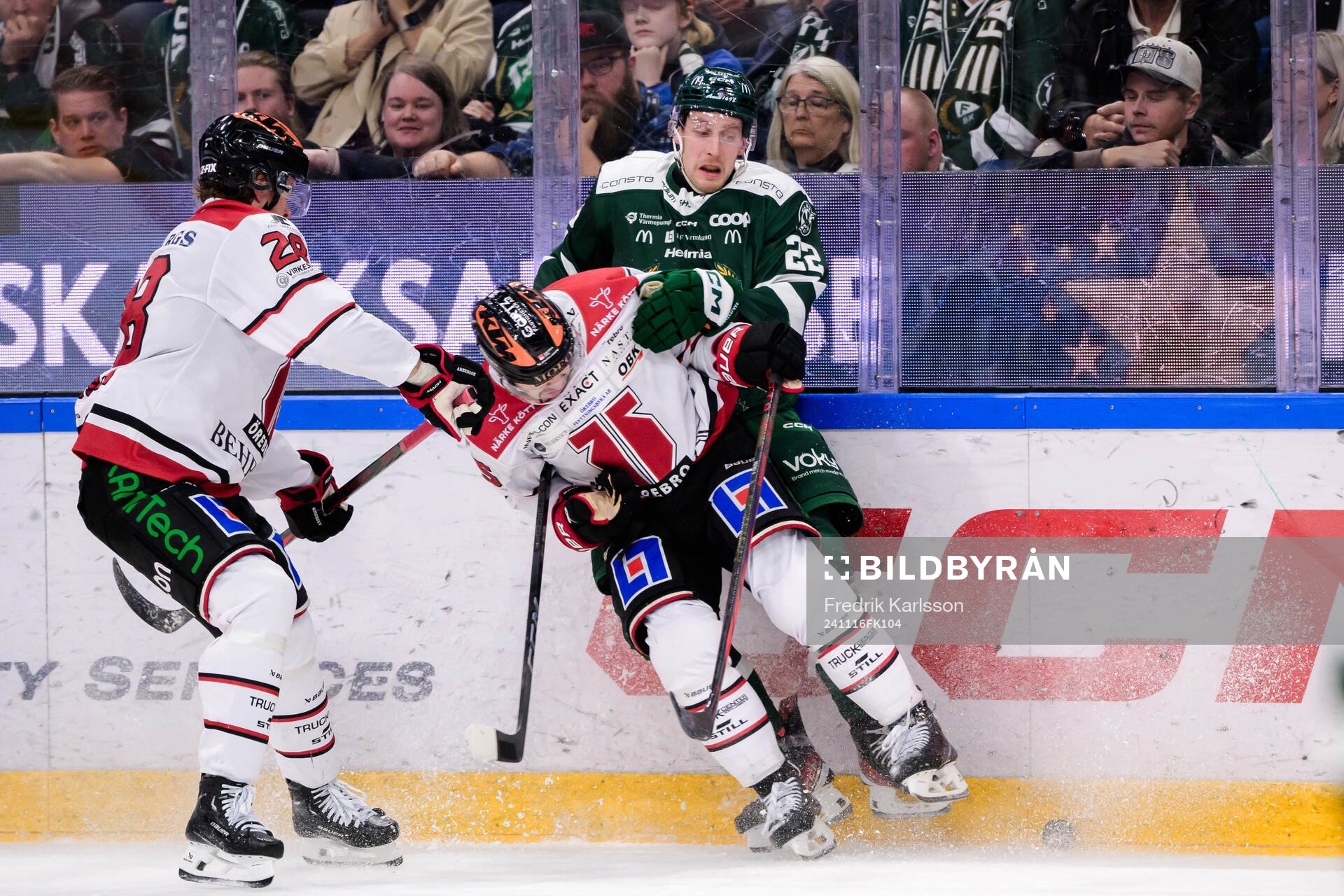 Örebros David Quenneville och Färjestads Per Åslund