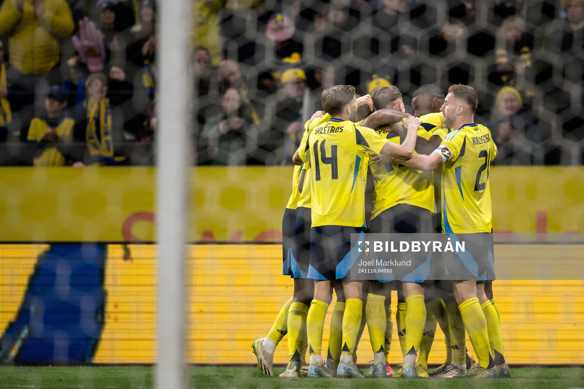 Alexander Isak of Sweden and teammates celebrate 2-1
