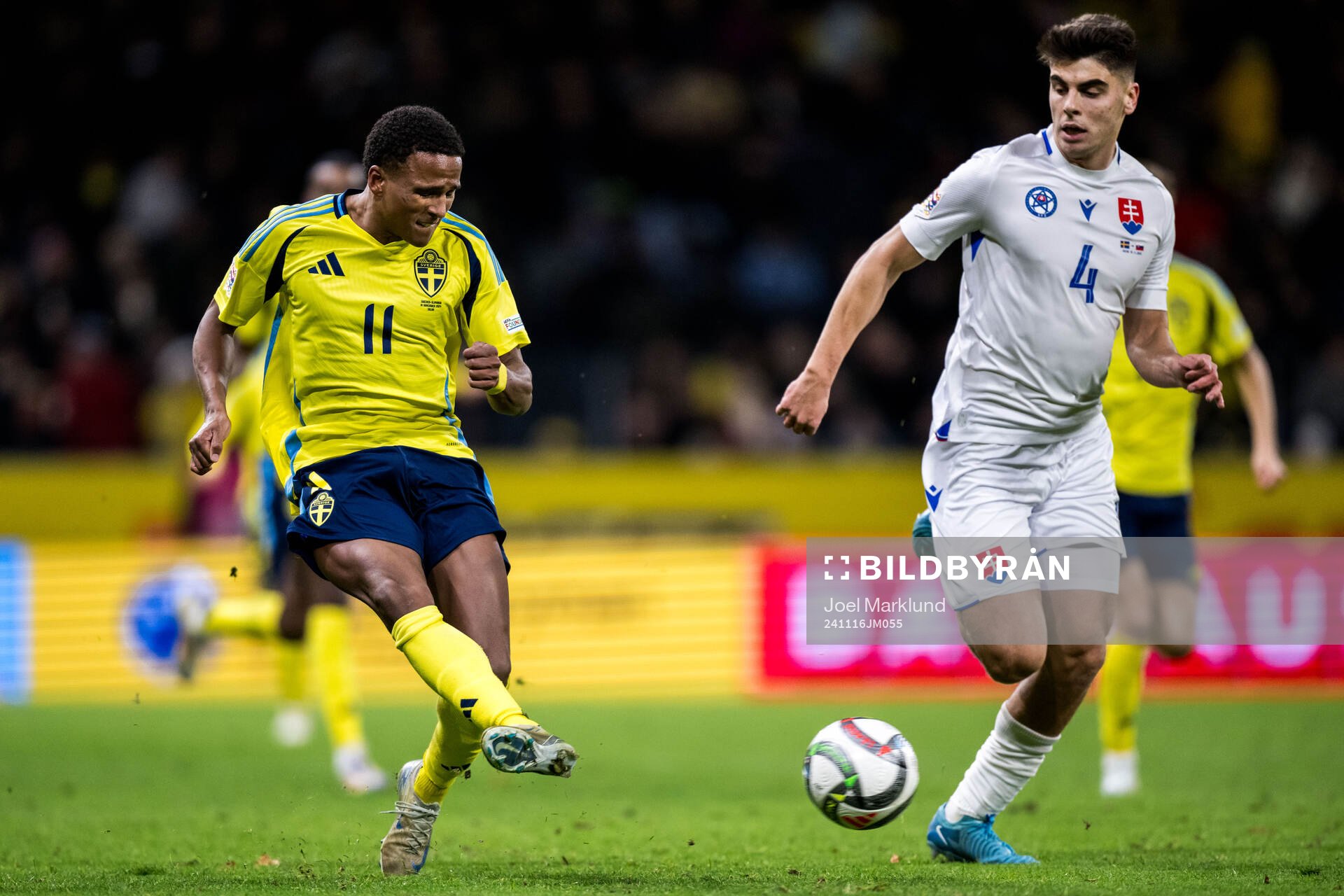 Niclas Eliasson of Sweden and Adam Obert of Slovakia