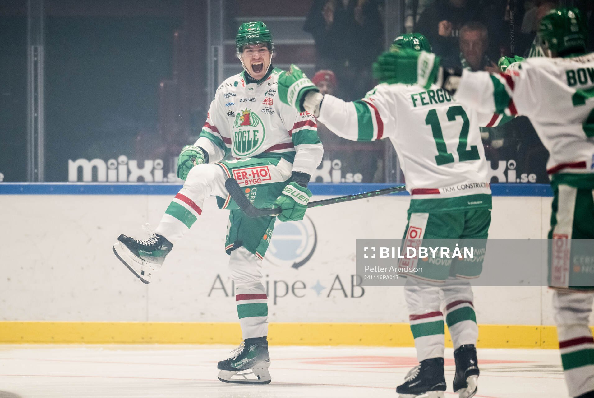 Rögles Albin Sundsvik jublar