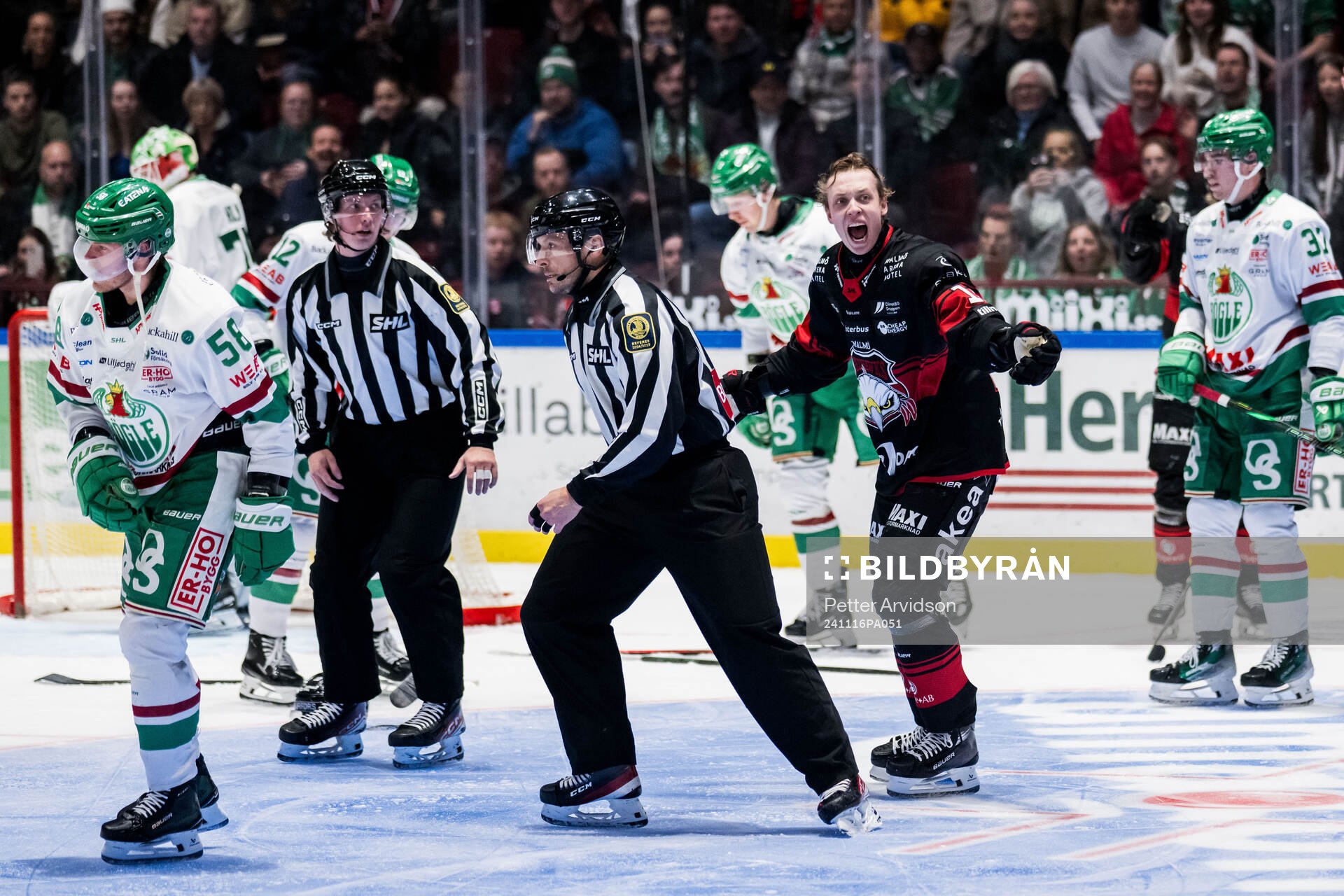 Rögles Filip Johansson och Malmö Redhawks William von