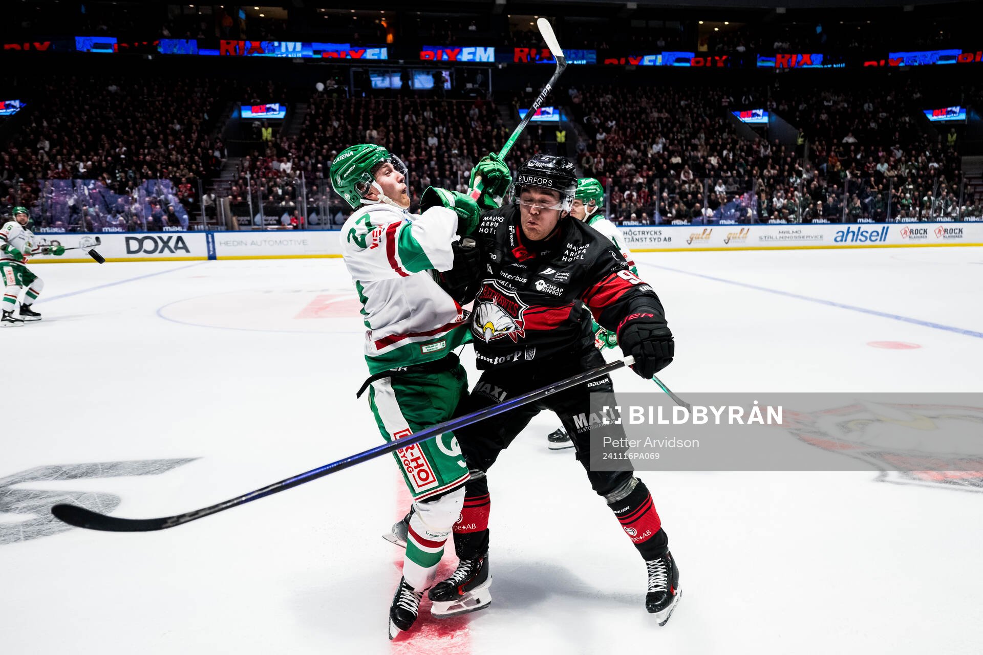Rögles Linus Sjödin och Malmö Redhawks Axel Sundberg