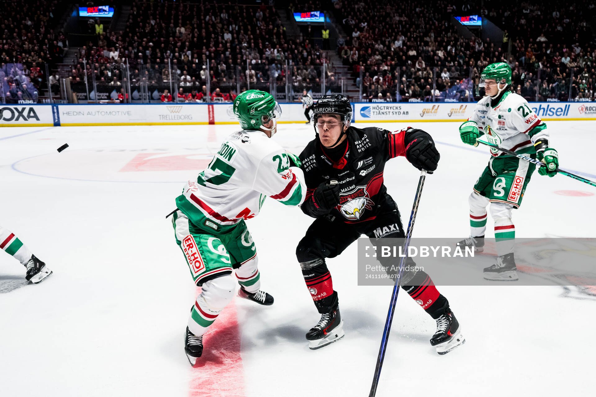 Rögles Linus Sjödin och Malmö Redhawks Axel Sundberg