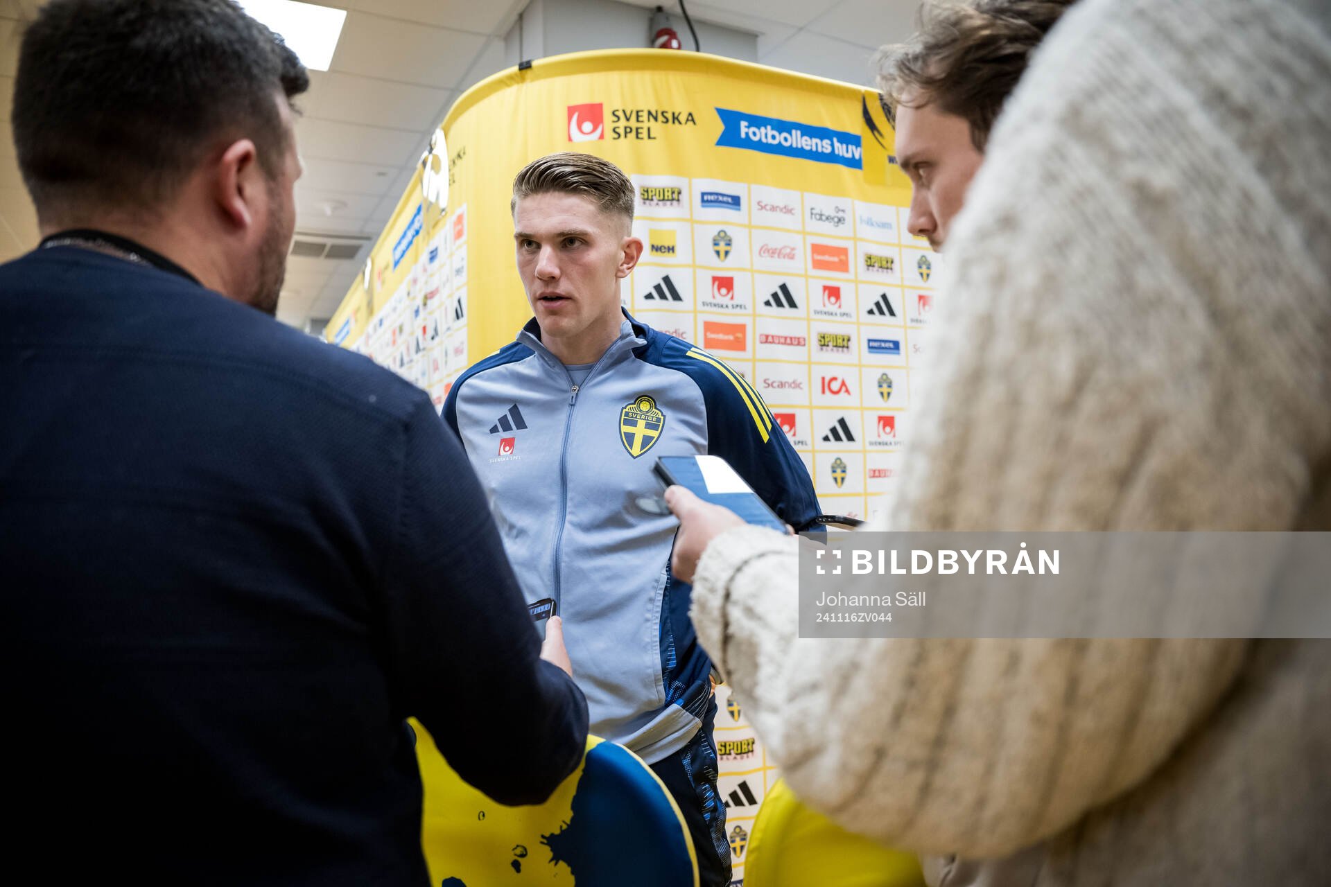 Viktor Gyökeres of Sweden in the mixed zone after the Nations League football match between Sweden and Slovakia on November 16, 2024 in Stockholm. 