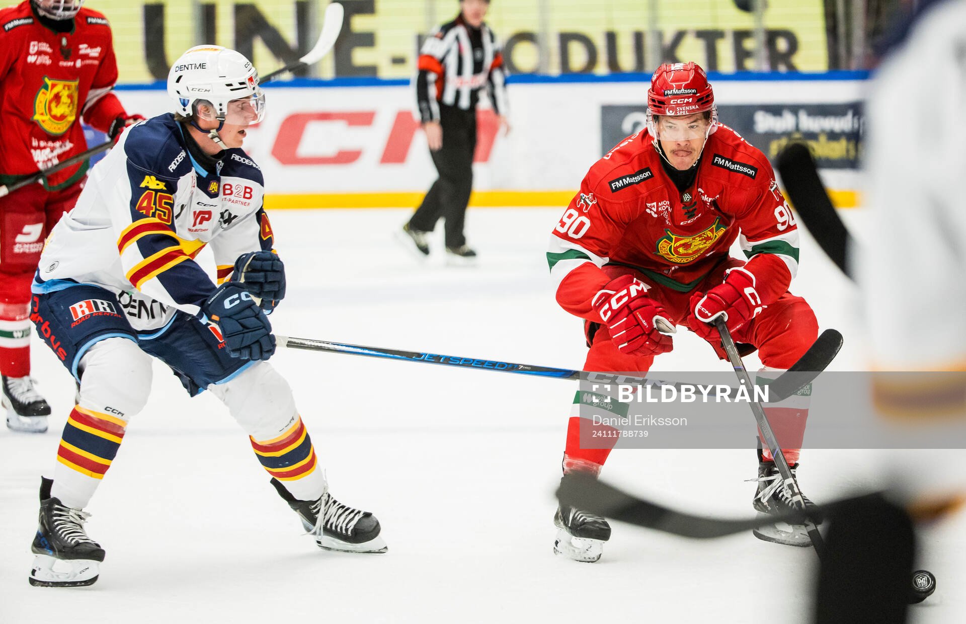Djurgårdens Hugo Blixt och Moras Todd Burgess