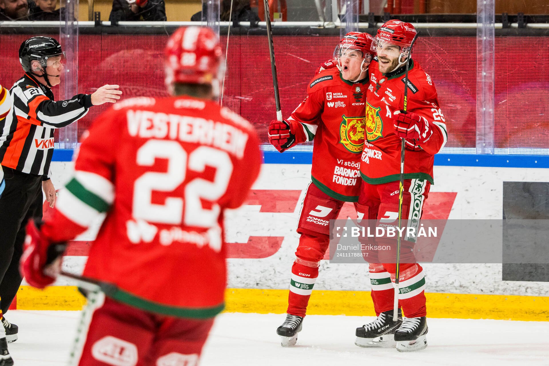 Moras Johan Persson jublar