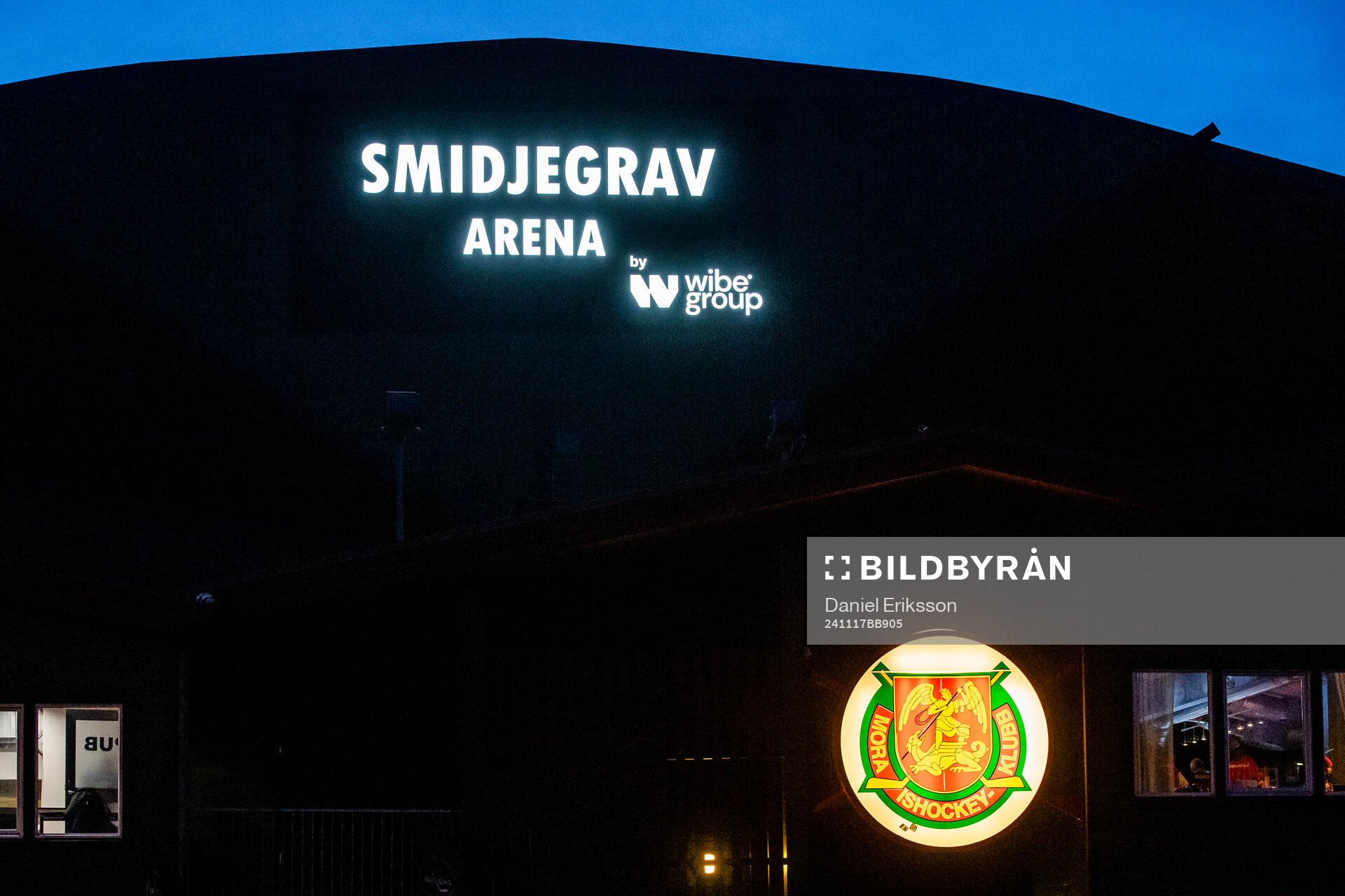Smidjegrav Arena innan ishockeymatchen i Hockeyallsvenskan