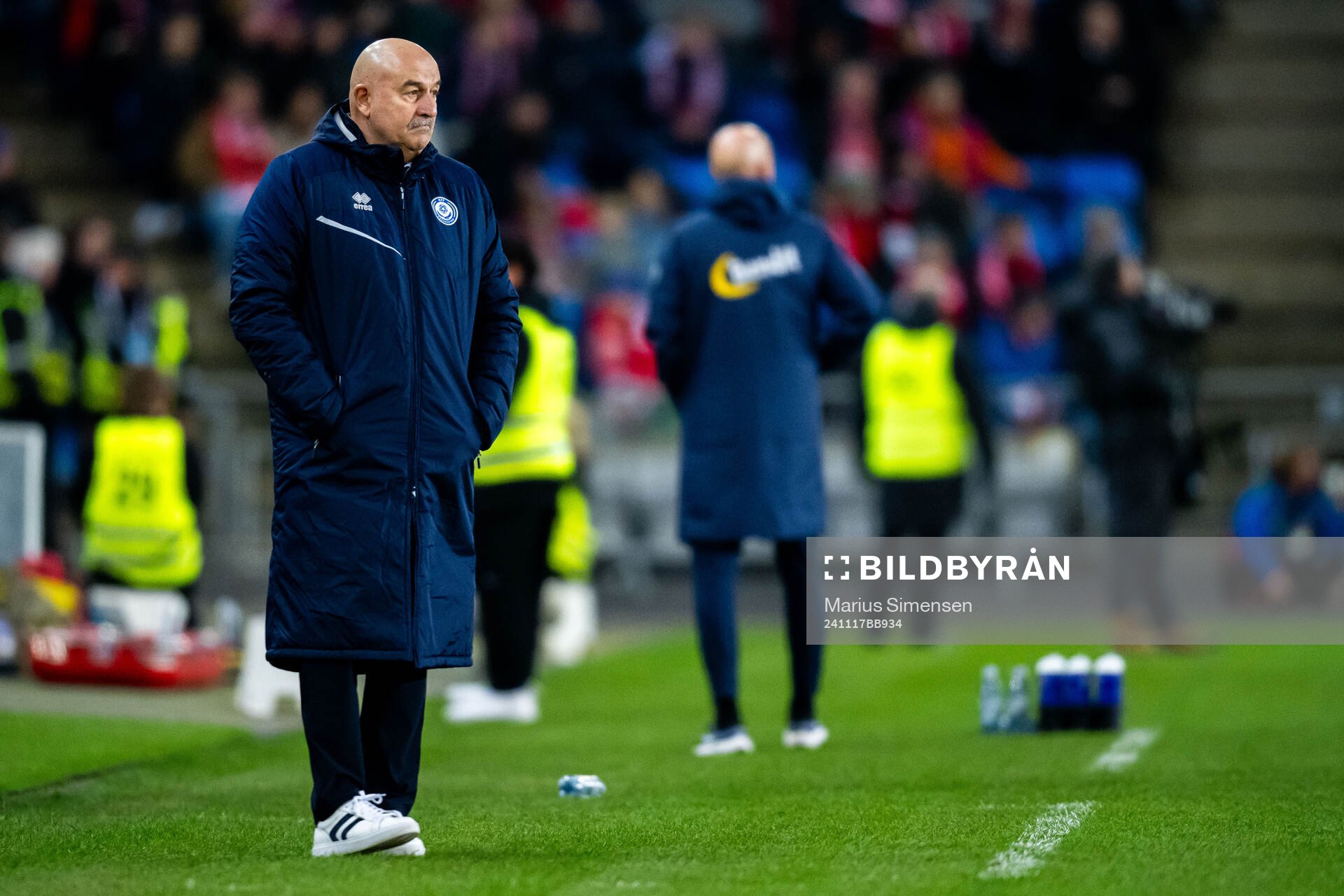 Head coach Stanislav Cherchesov of Kazakhstan