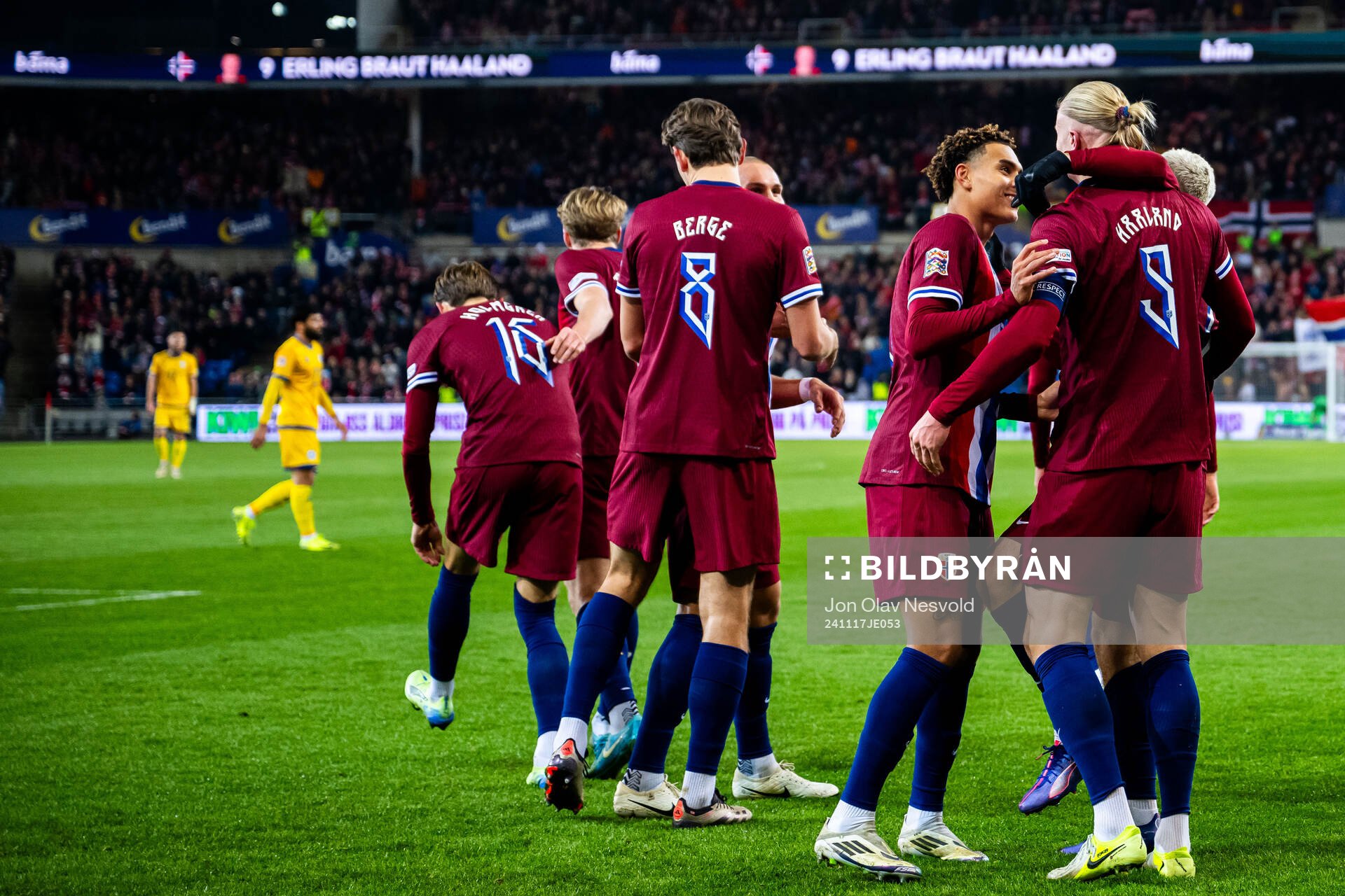 Players of Norway celebrate 1-0 by Erling Braut Haaland