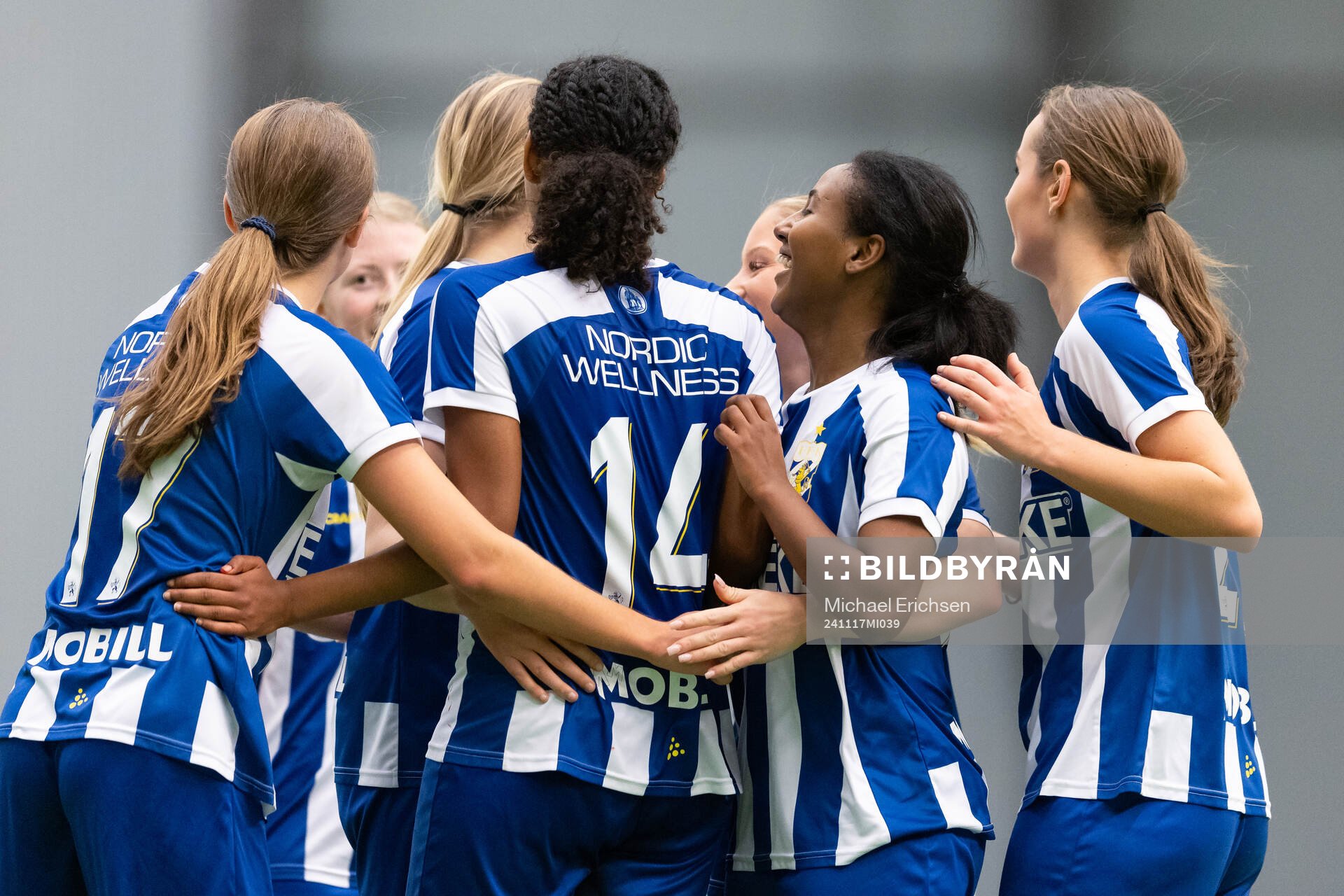 IFK Göteborgs Josan Semere Melake jublar med lagkamrater