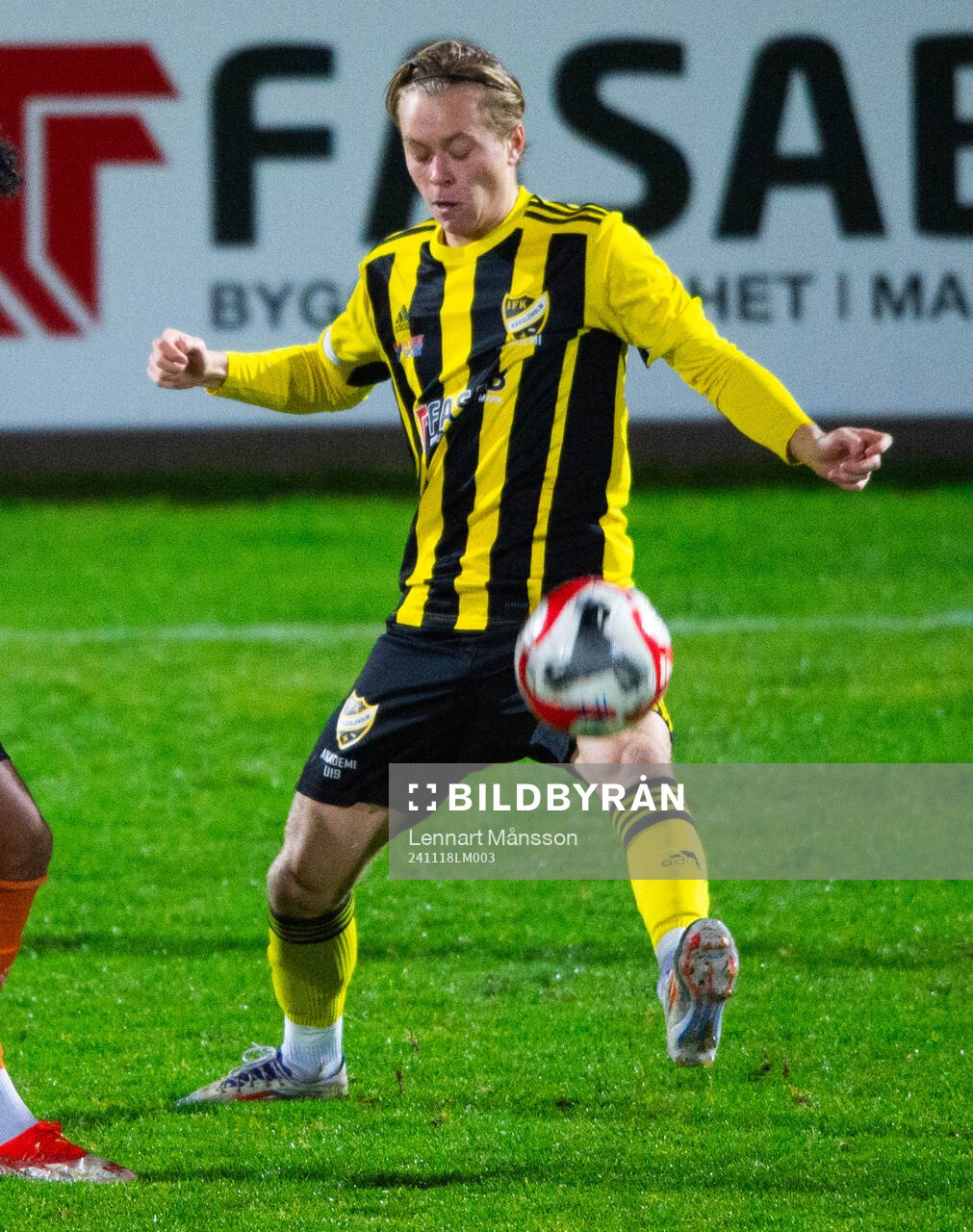 IFK Hässleholms Malte Jenvén i kvalmatchen för U19