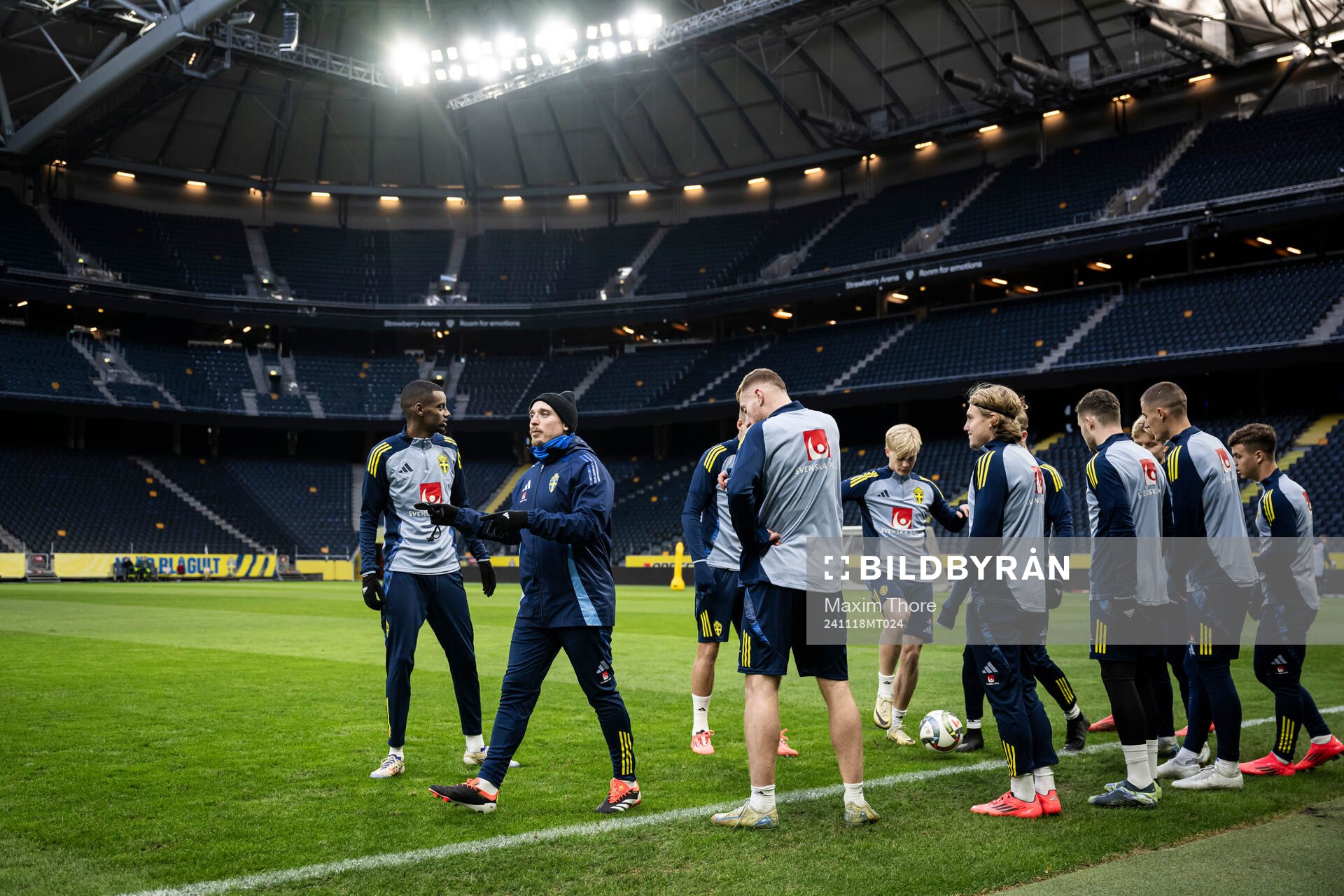 Performance manager  Ben Rosen of the Swedish men's