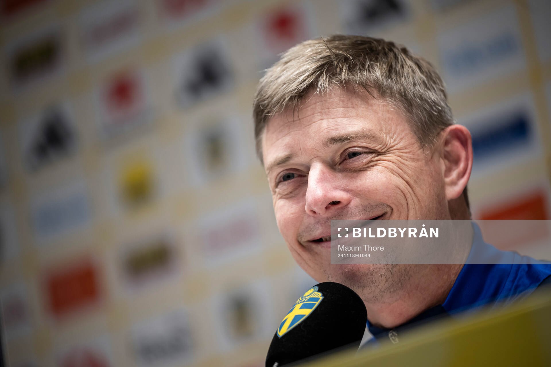 Head coach Jon Dahl Tomasson of the Swedish men's national