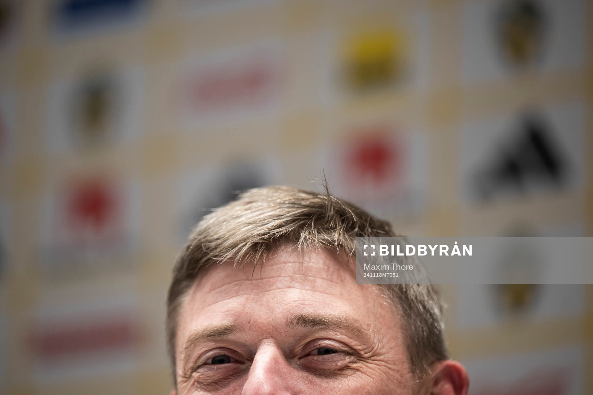 Head coach Jon Dahl Tomasson of the Swedish men's national