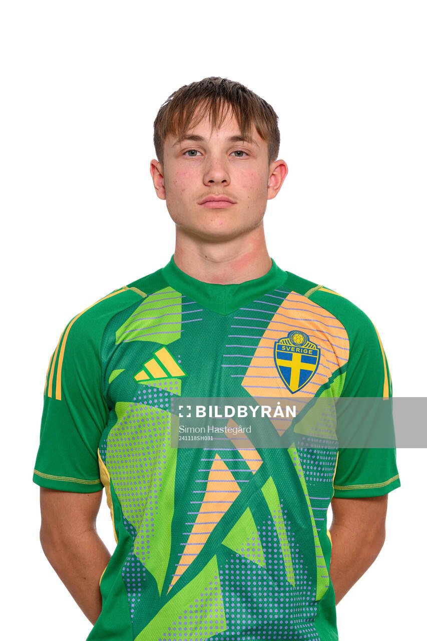 Viggo Lindqvist, Målvakt
