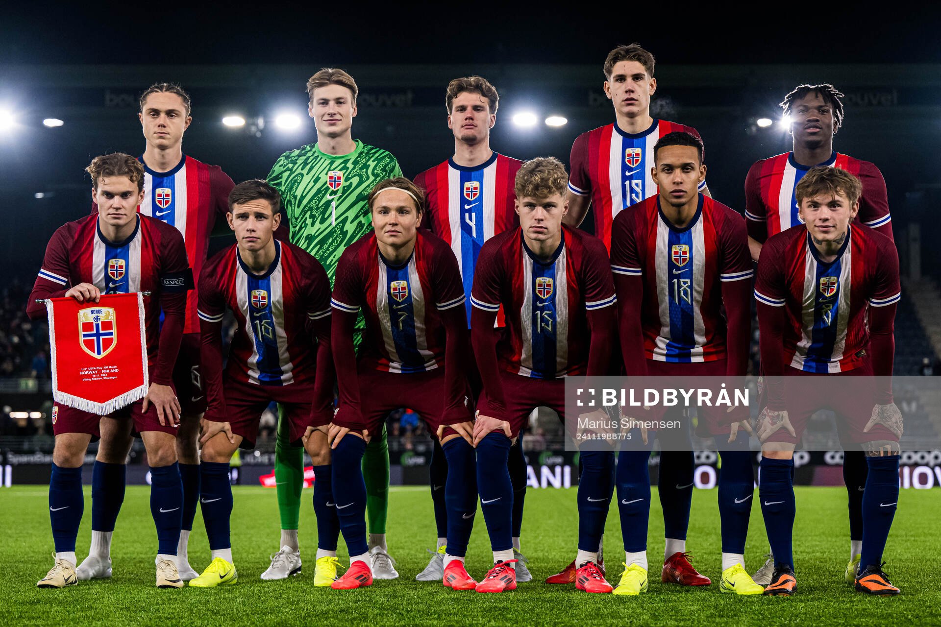 The starting eleven of Norway, from the top left; Thello