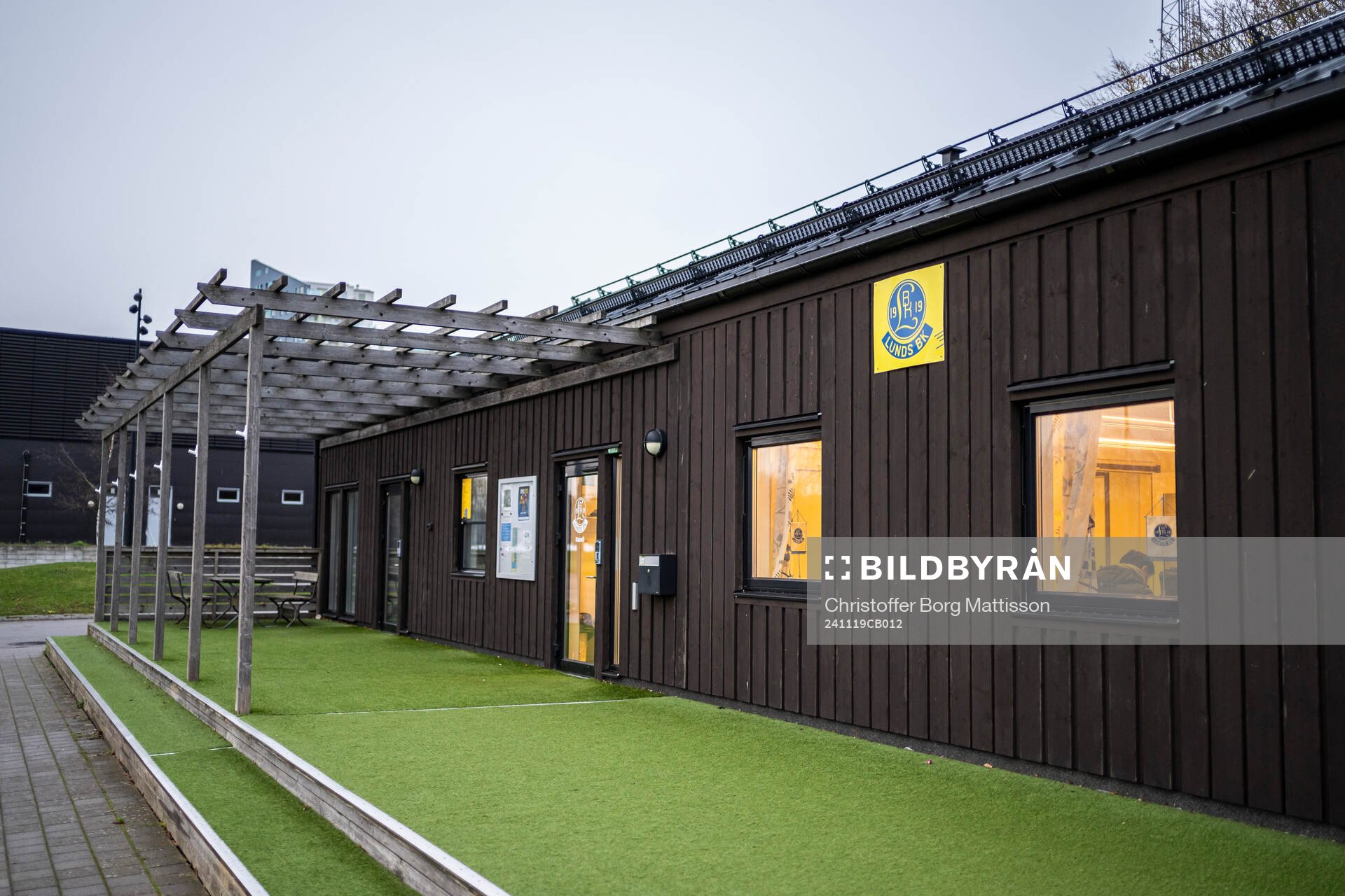 Lunds BKs klubbstuga under en fotografering med Lunds BK den 19 november 2024 i Lund. 