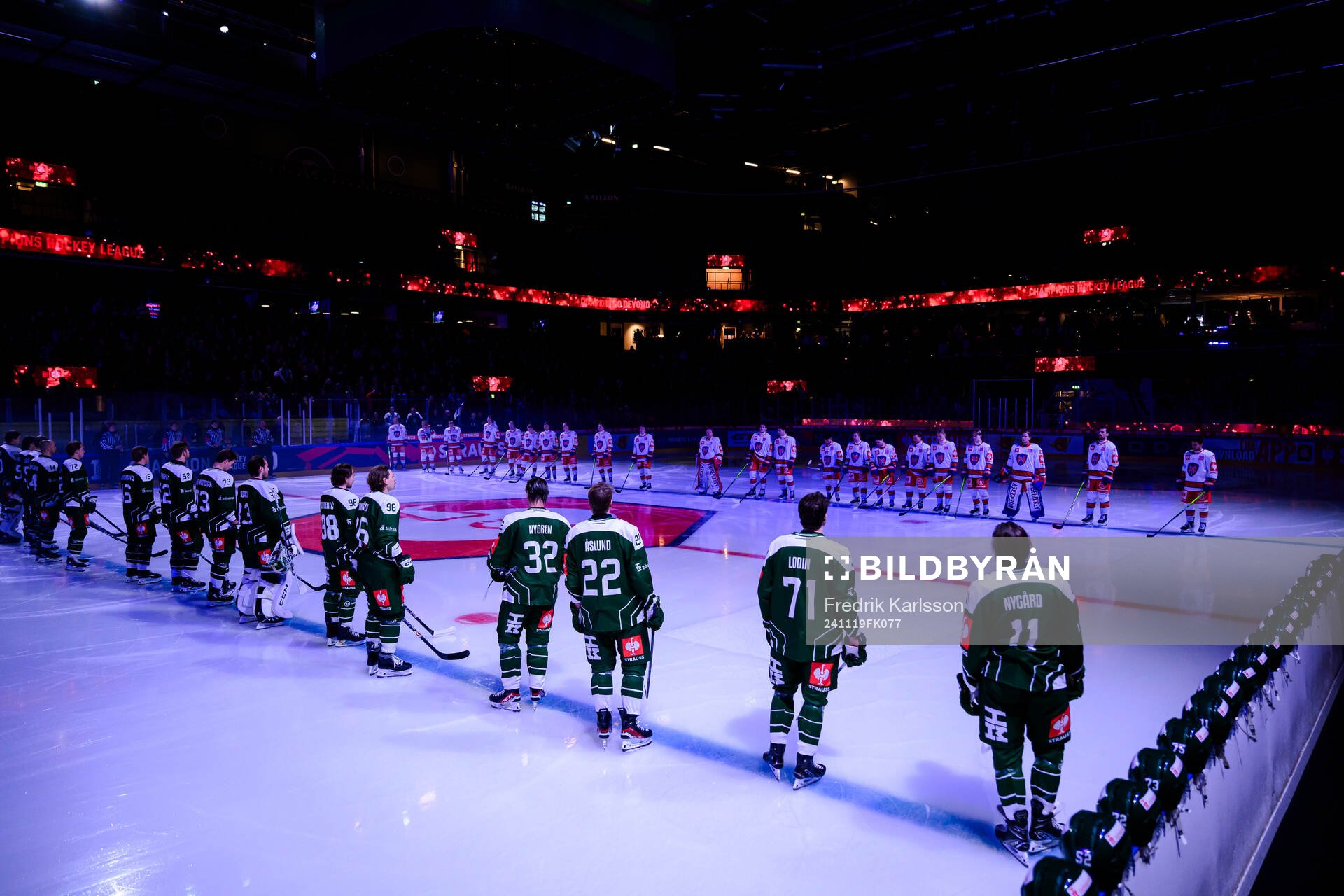 Players of Färjestad  and of Tappara Tampere