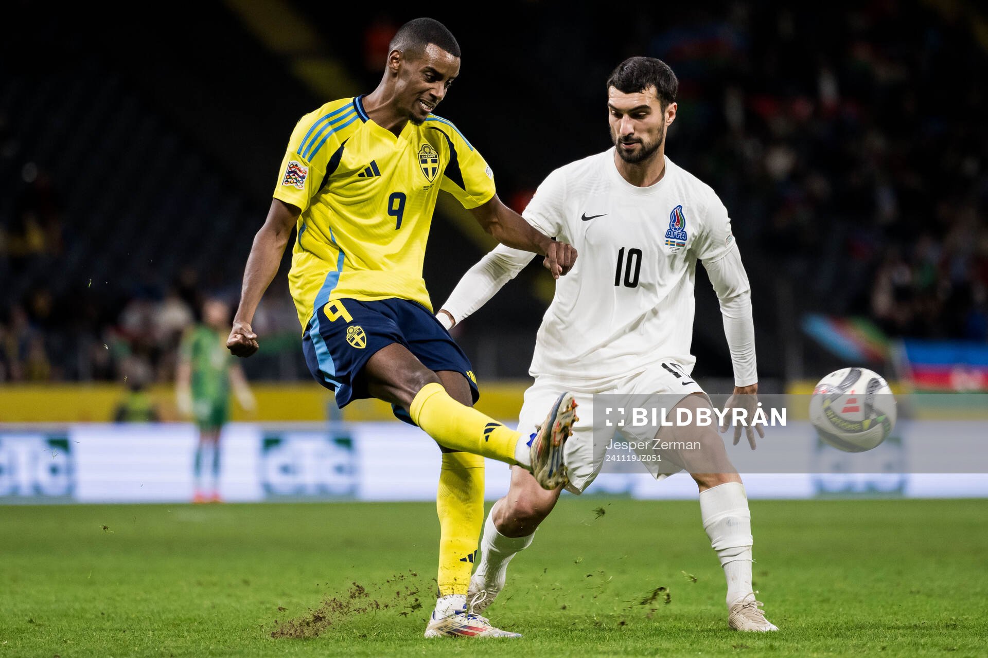 Alexander Isak of Sweden and Aleksey Isaev of Azerbaijan