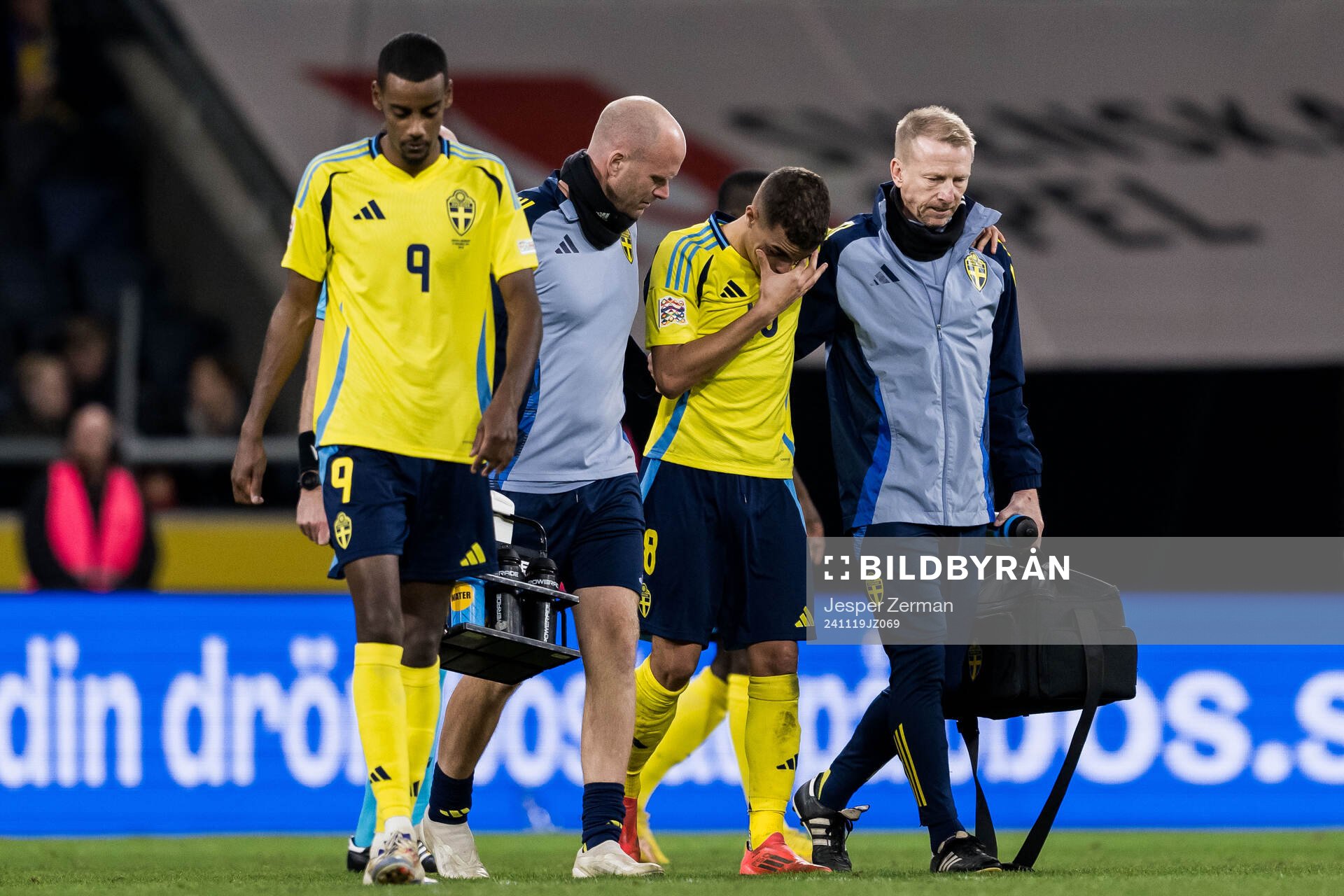 Yasin Ayari of Sweden looks dejected while leaving the pitch