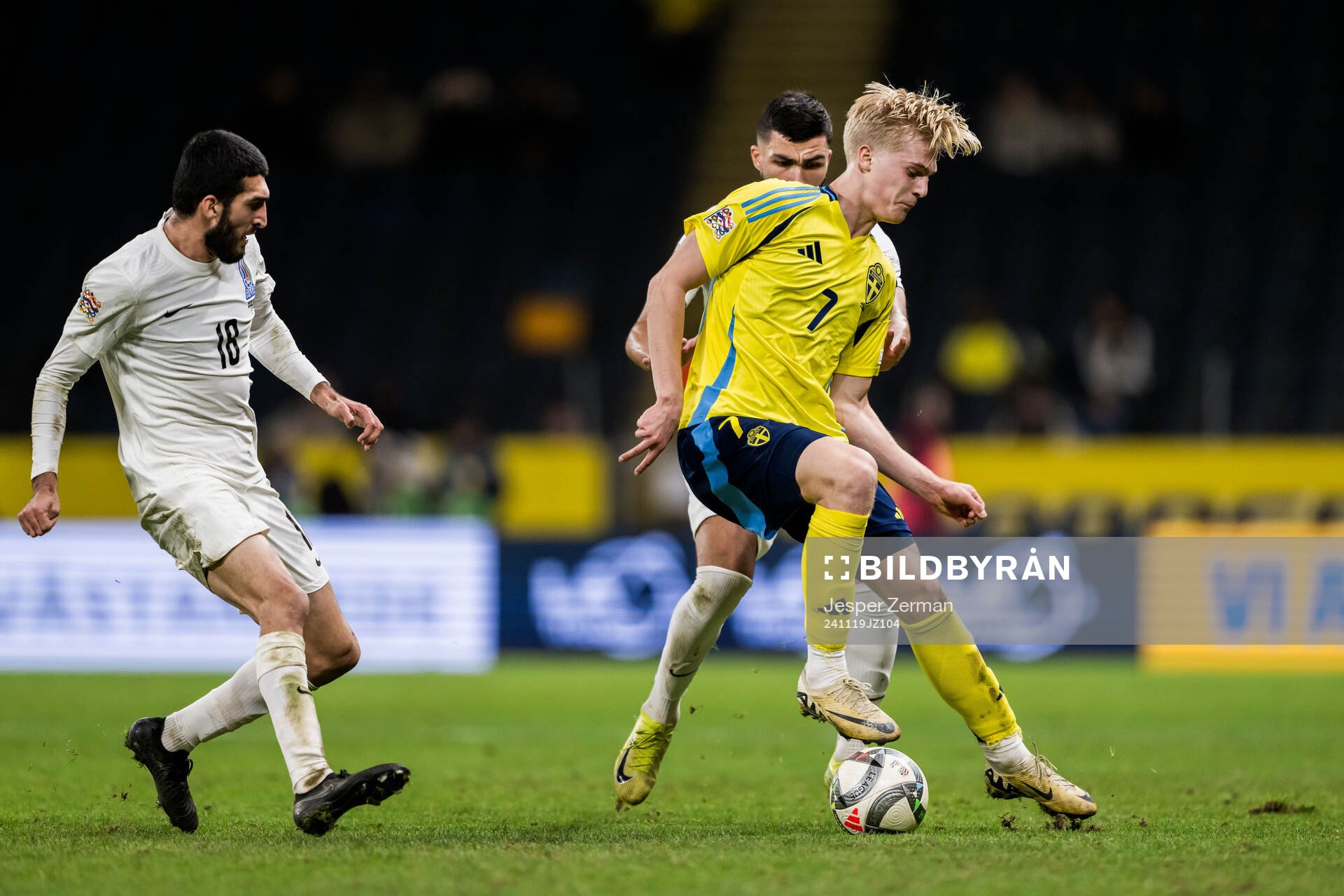 Lucas Bergvall of Sweden and Ozan Kökcu of Azerbaijan