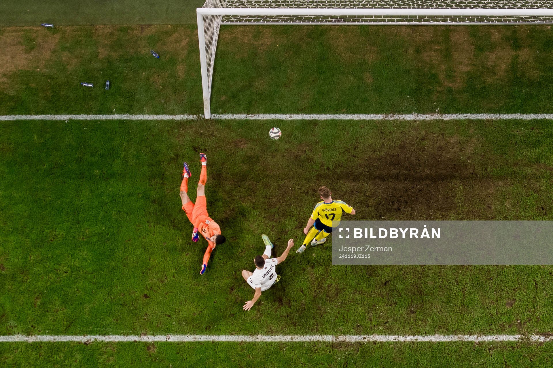 Viktor Gyökeres of Sweden scores 6-0 against goalkeeper