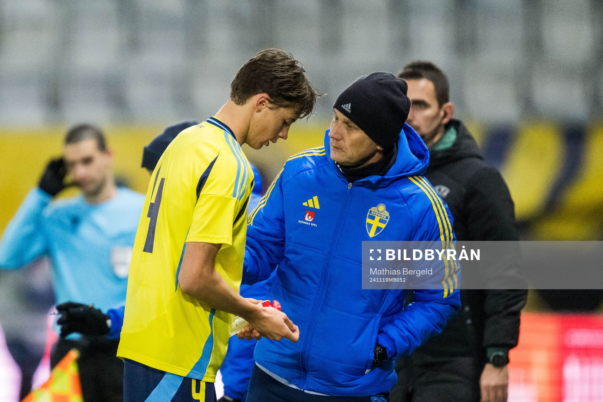 John Mellberg and Head coach Andreas Pettersson of Sweden